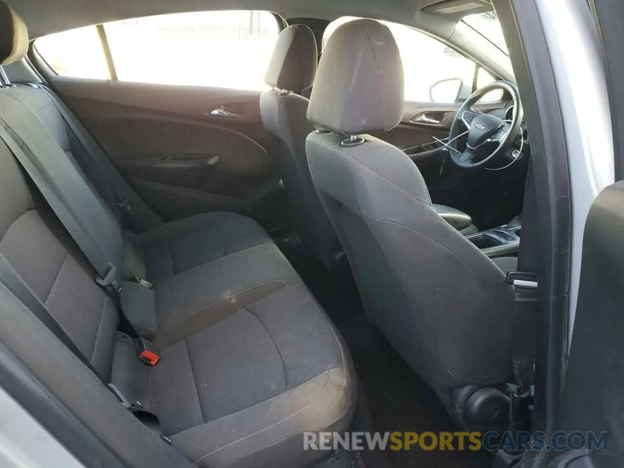 10 Photograph of a damaged car 1G1BC5SM1K7110863 CHEVROLET CRUZE 2019