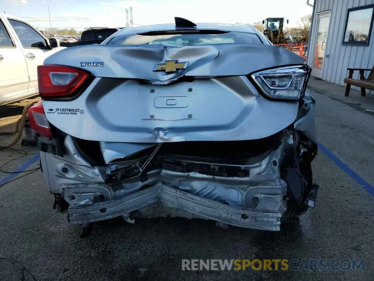 6 Photograph of a damaged car 1G1BC5SM1K7110863 CHEVROLET CRUZE 2019
