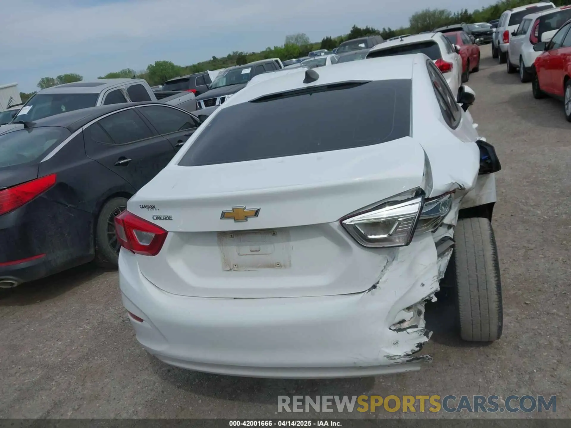 16 Photograph of a damaged car 1G1BC5SM2K7100598 CHEVROLET CRUZE 2019