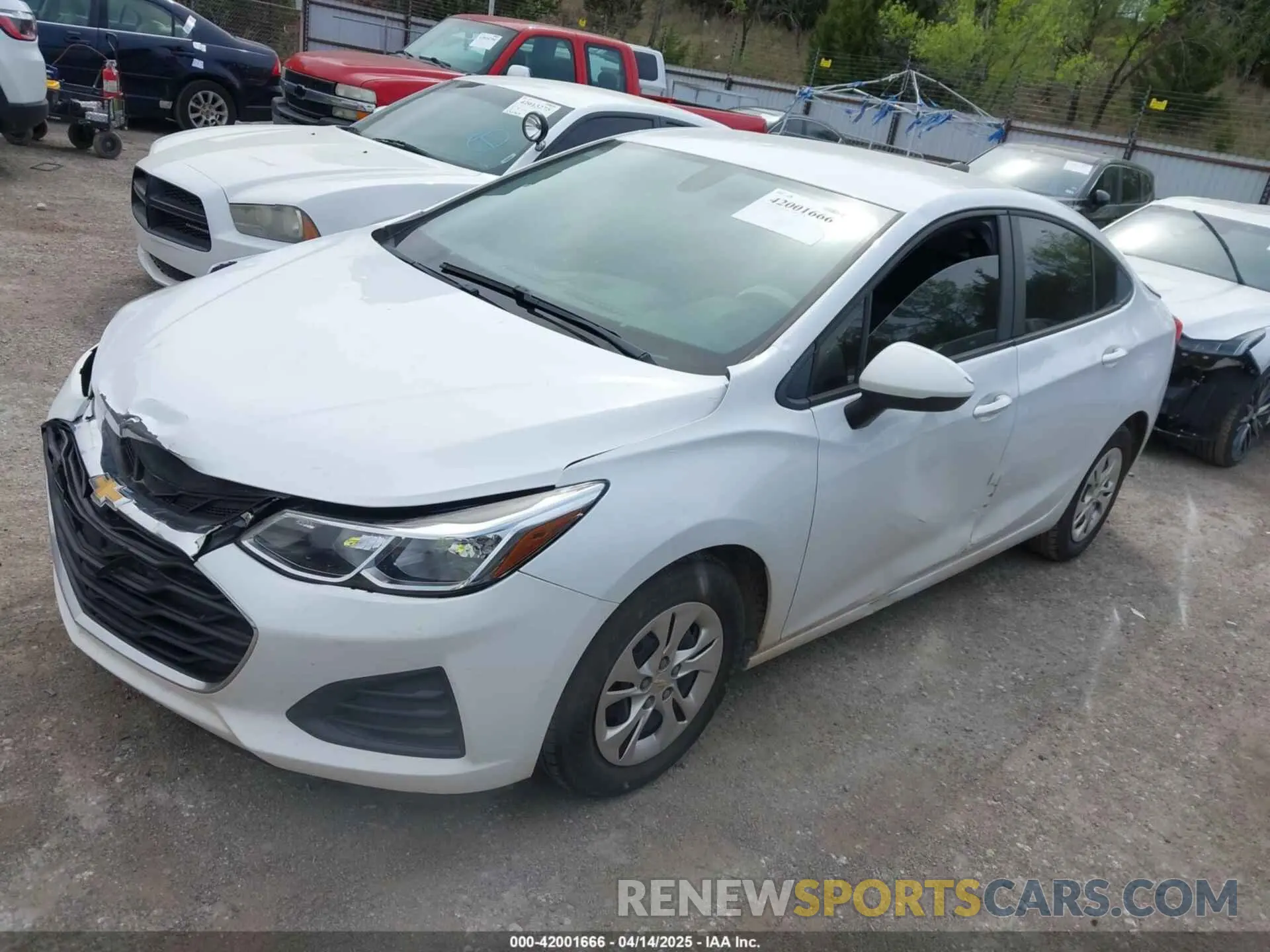 2 Photograph of a damaged car 1G1BC5SM2K7100598 CHEVROLET CRUZE 2019