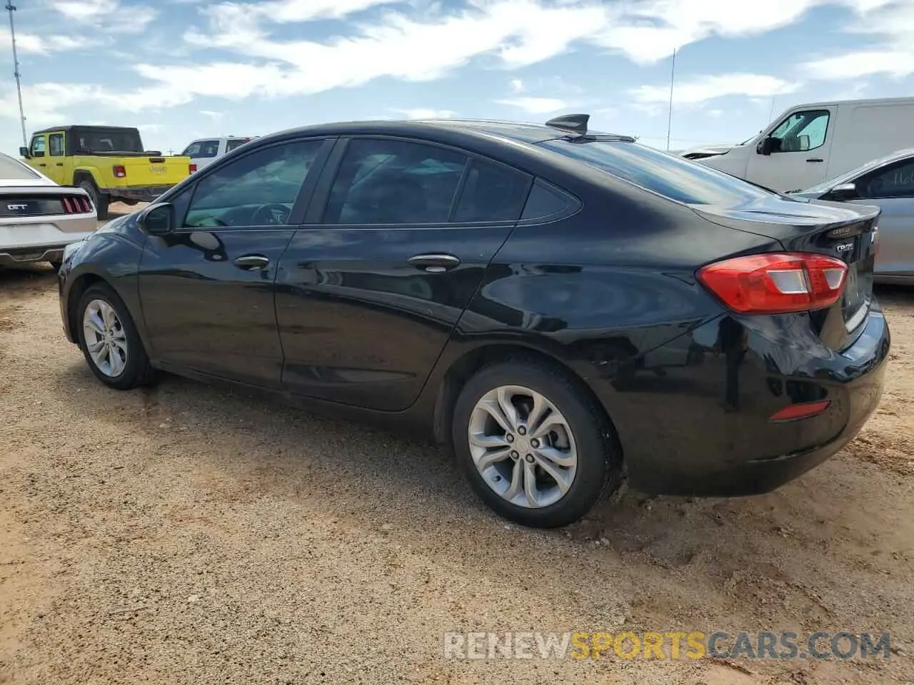2 Photograph of a damaged car 1G1BC5SM2K7112959 CHEVROLET CRUZE 2019