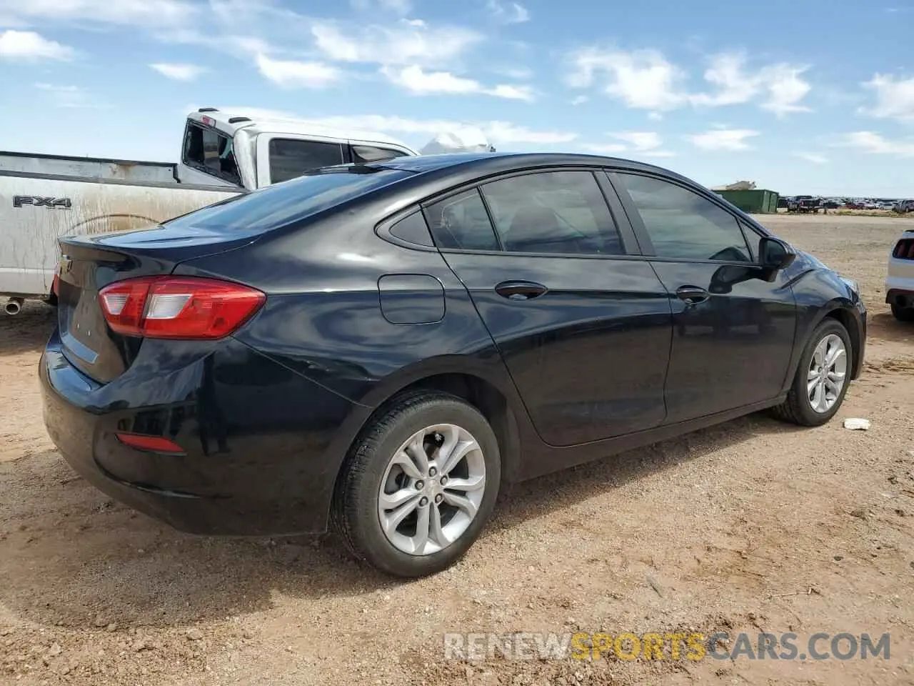 3 Photograph of a damaged car 1G1BC5SM2K7112959 CHEVROLET CRUZE 2019