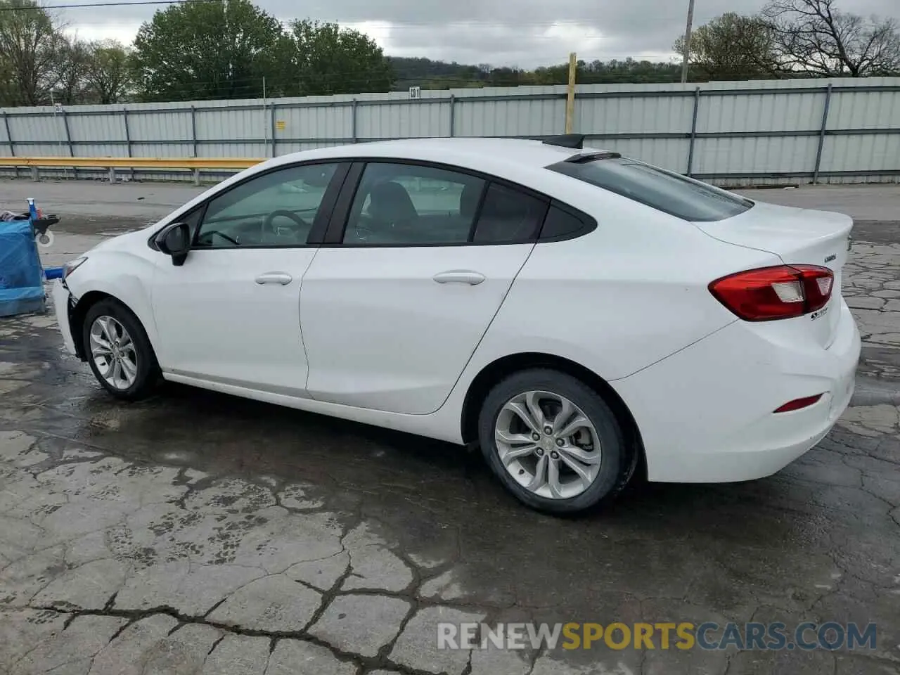 2 Photograph of a damaged car 1G1BC5SM2K7132712 CHEVROLET CRUZE 2019