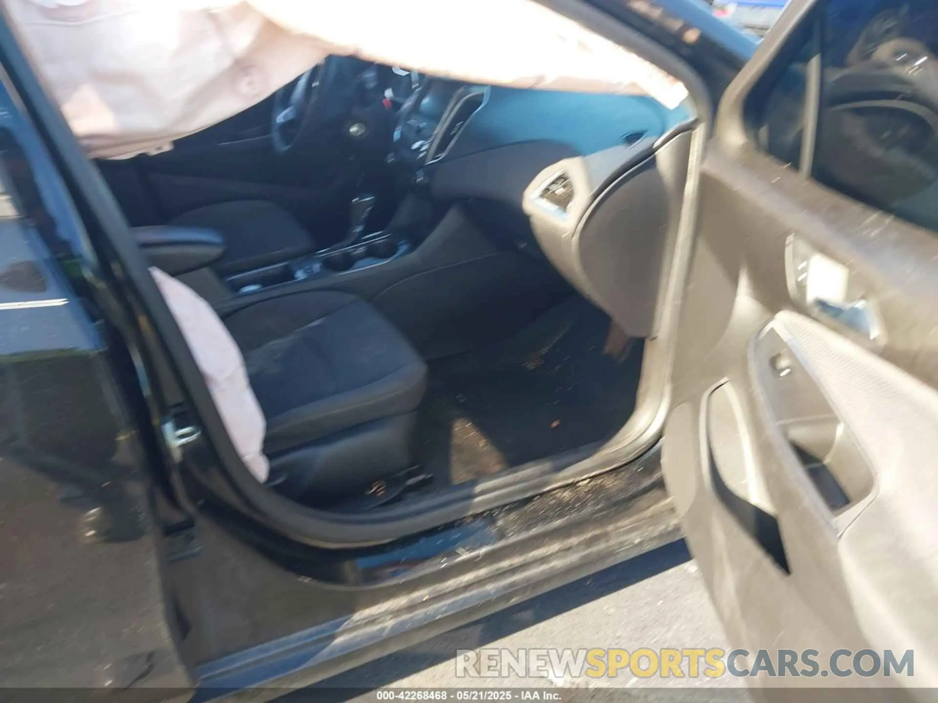 5 Photograph of a damaged car 1G1BC5SM2K7151535 CHEVROLET CRUZE 2019