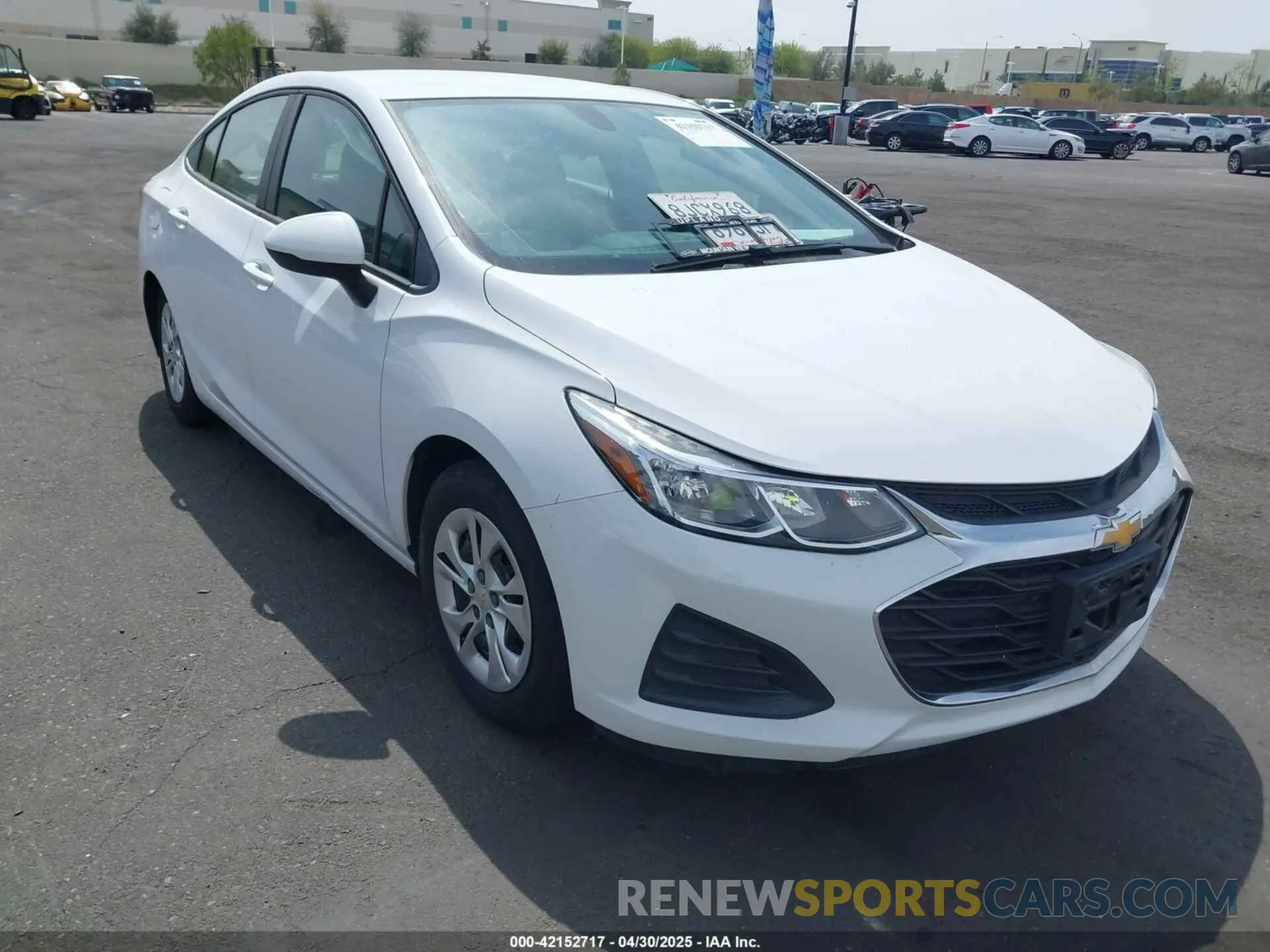13 Фотография поврежденного автомобиля 1G1BC5SM4K7125115 CHEVROLET CRUZE 2019