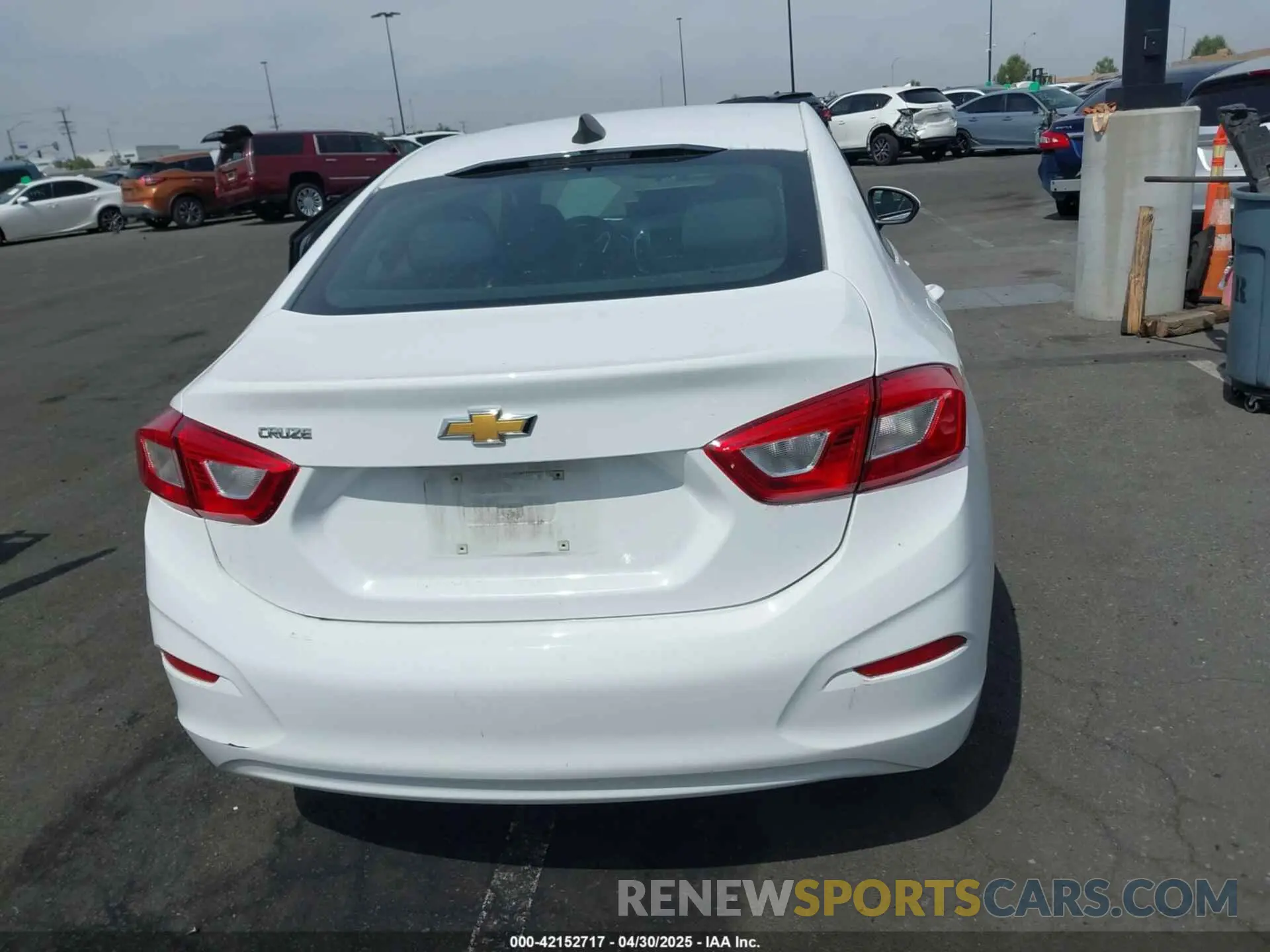 16 Фотография поврежденного автомобиля 1G1BC5SM4K7125115 CHEVROLET CRUZE 2019