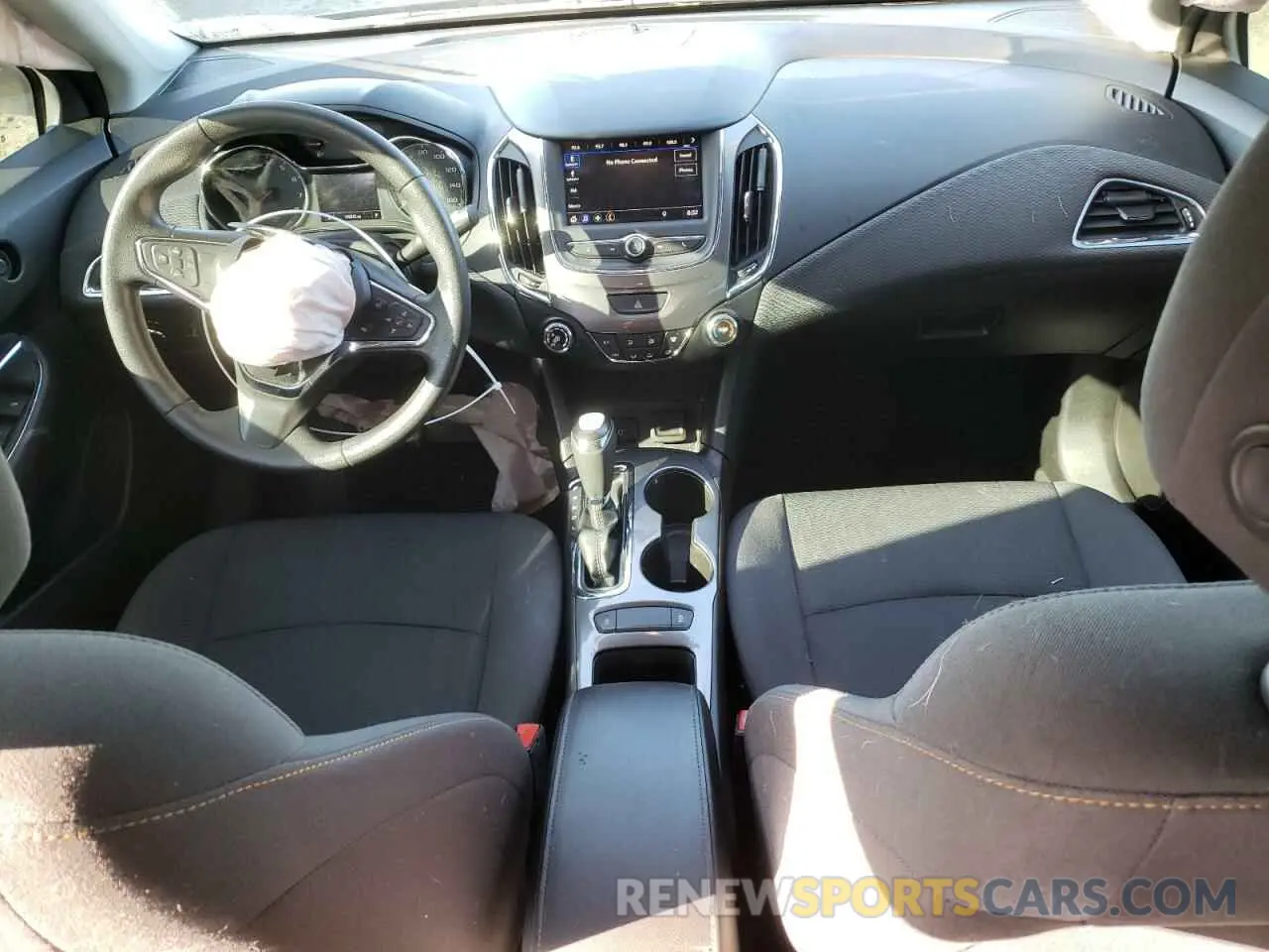 8 Фотография поврежденного автомобиля 1G1BC5SM4K7148541 CHEVROLET CRUZE 2019