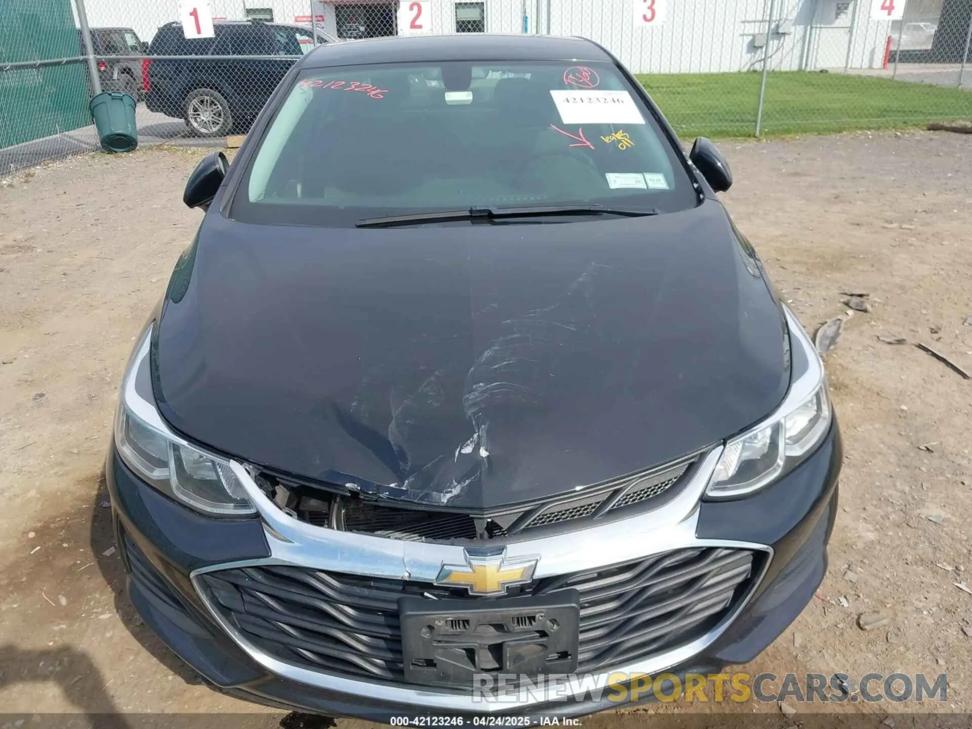 13 Photograph of a damaged car 1G1BC5SM4K7152251 CHEVROLET CRUZE 2019