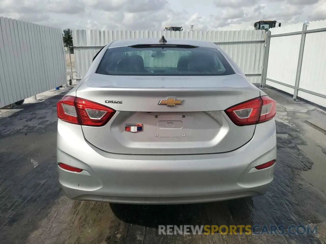 6 Photograph of a damaged car 1G1BC5SM5K7133210 CHEVROLET CRUZE 2019
