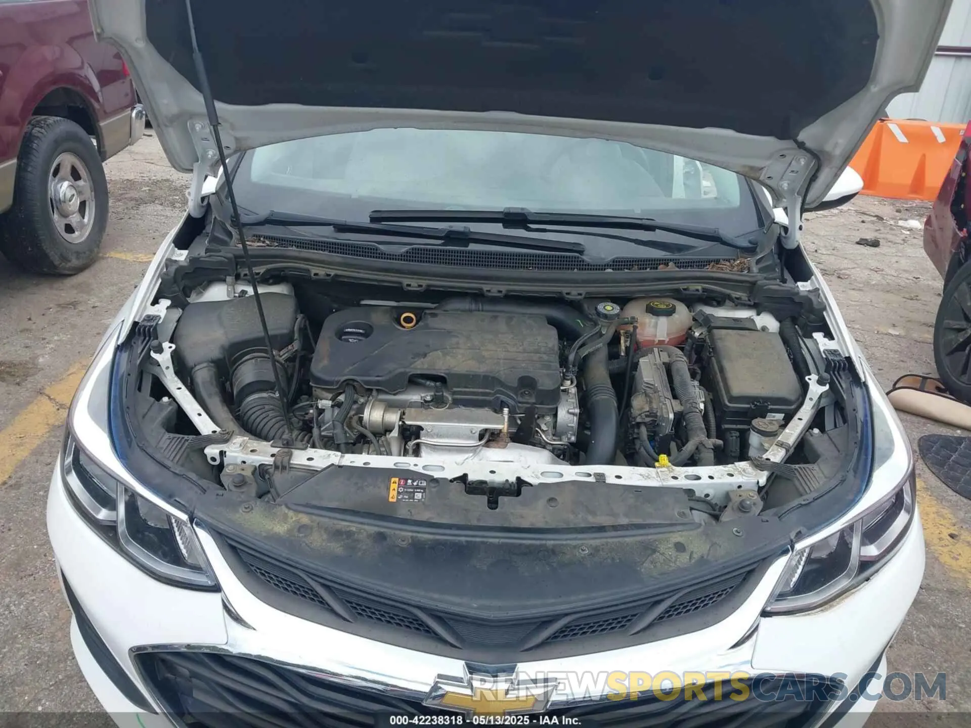 10 Photograph of a damaged car 1G1BC5SM5K7149861 CHEVROLET CRUZE 2019