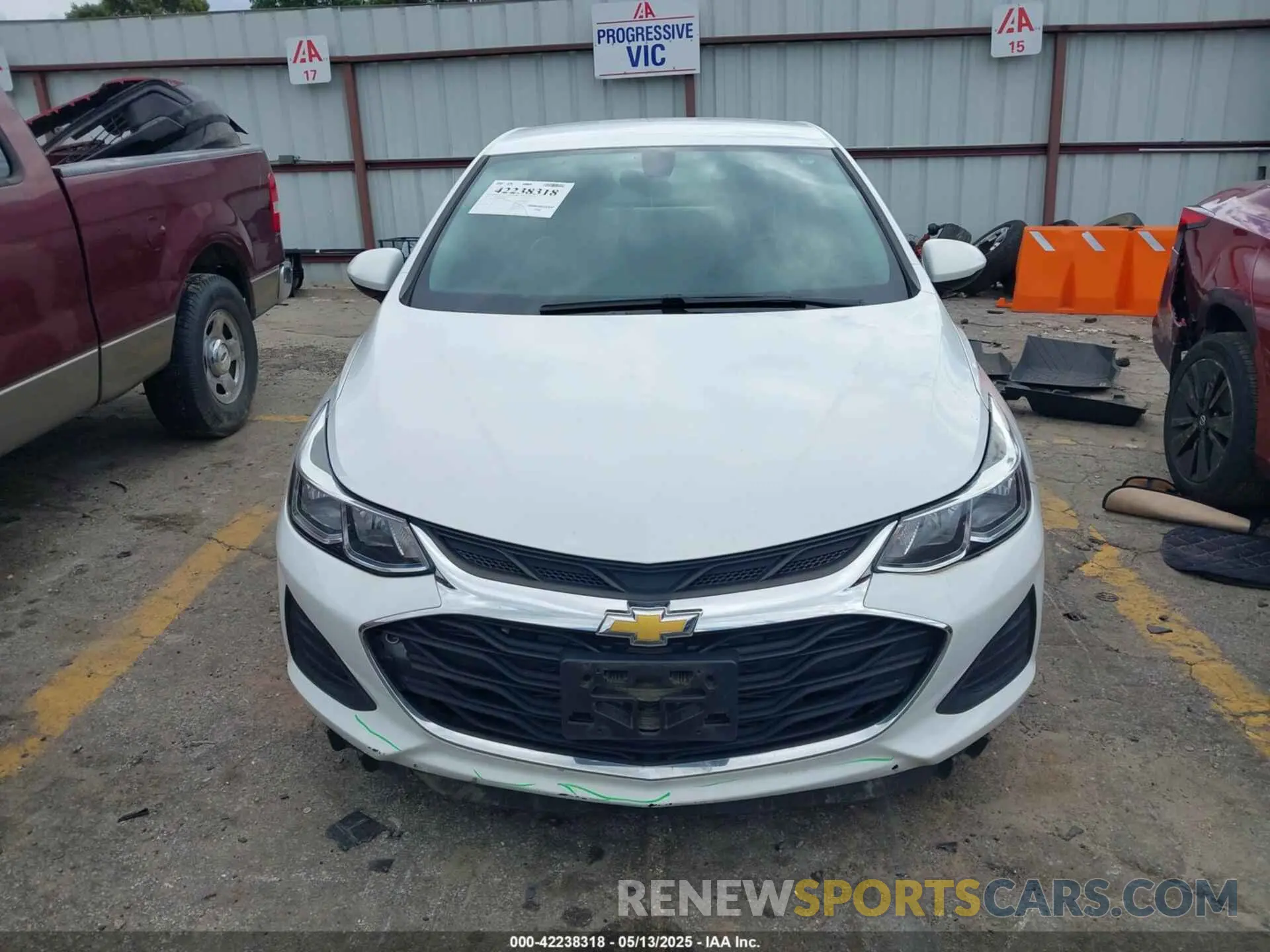 12 Photograph of a damaged car 1G1BC5SM5K7149861 CHEVROLET CRUZE 2019