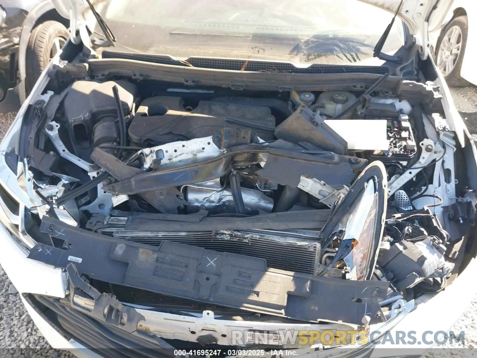 10 Photograph of a damaged car 1G1BC5SM7K7109314 CHEVROLET CRUZE 2019