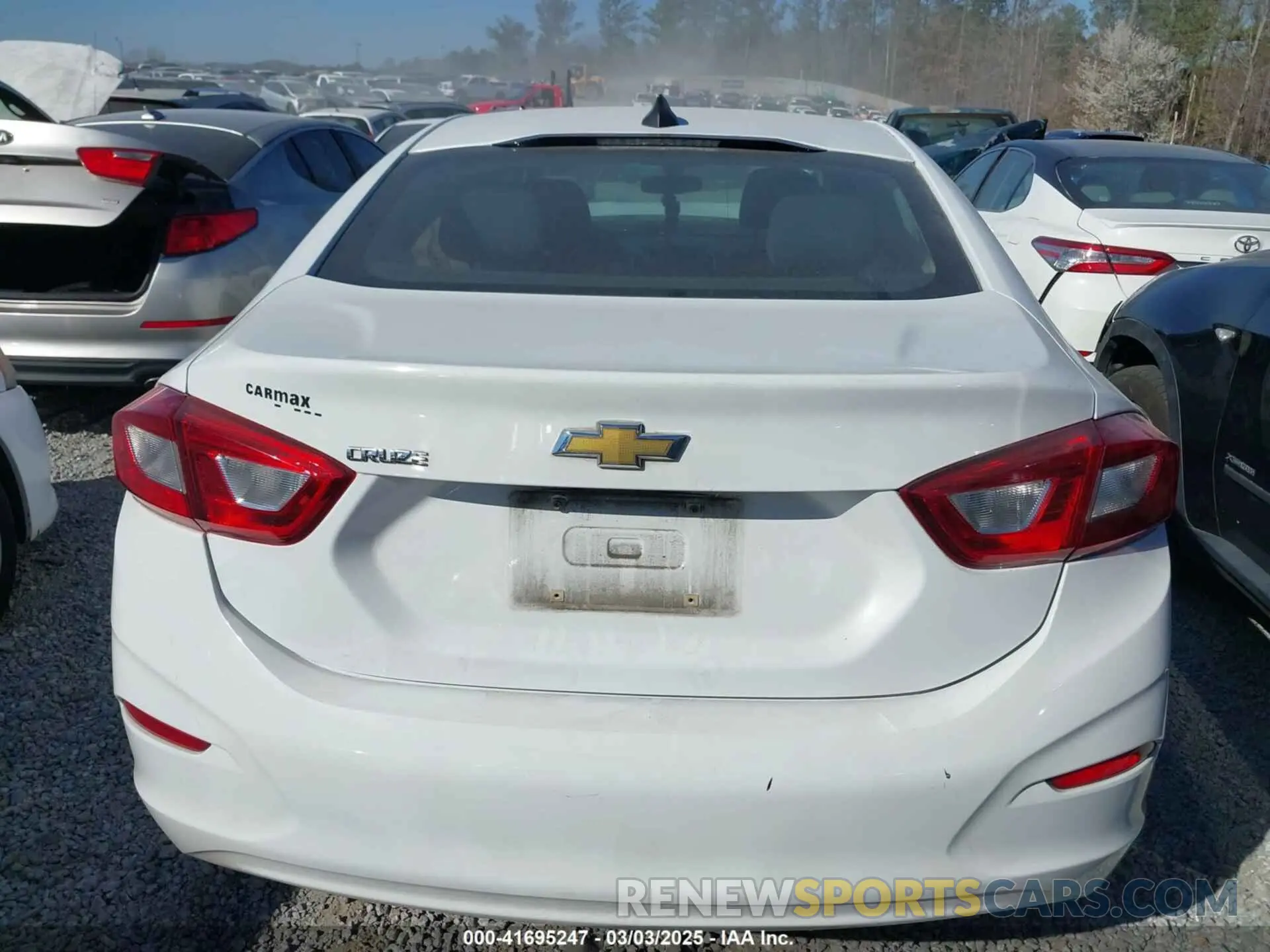 16 Photograph of a damaged car 1G1BC5SM7K7109314 CHEVROLET CRUZE 2019