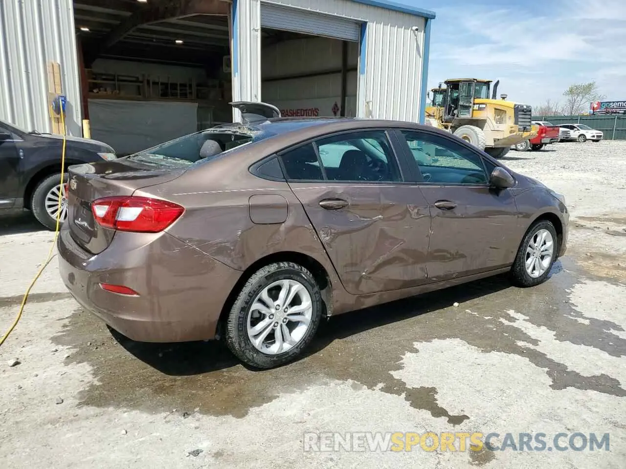 3 Фотография поврежденного автомобиля 1G1BC5SM7K7114173 CHEVROLET CRUZE 2019