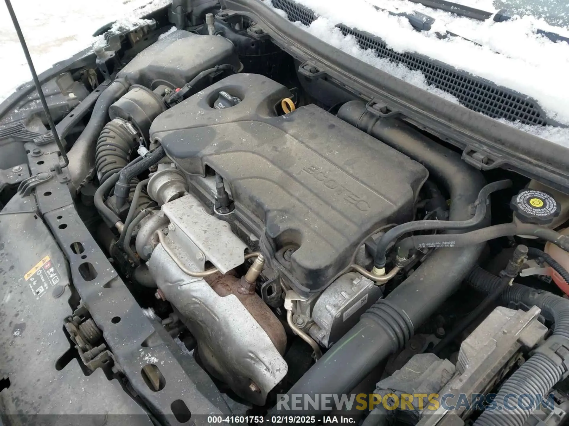 10 Photograph of a damaged car 1G1BC5SM8K7109774 CHEVROLET CRUZE 2019