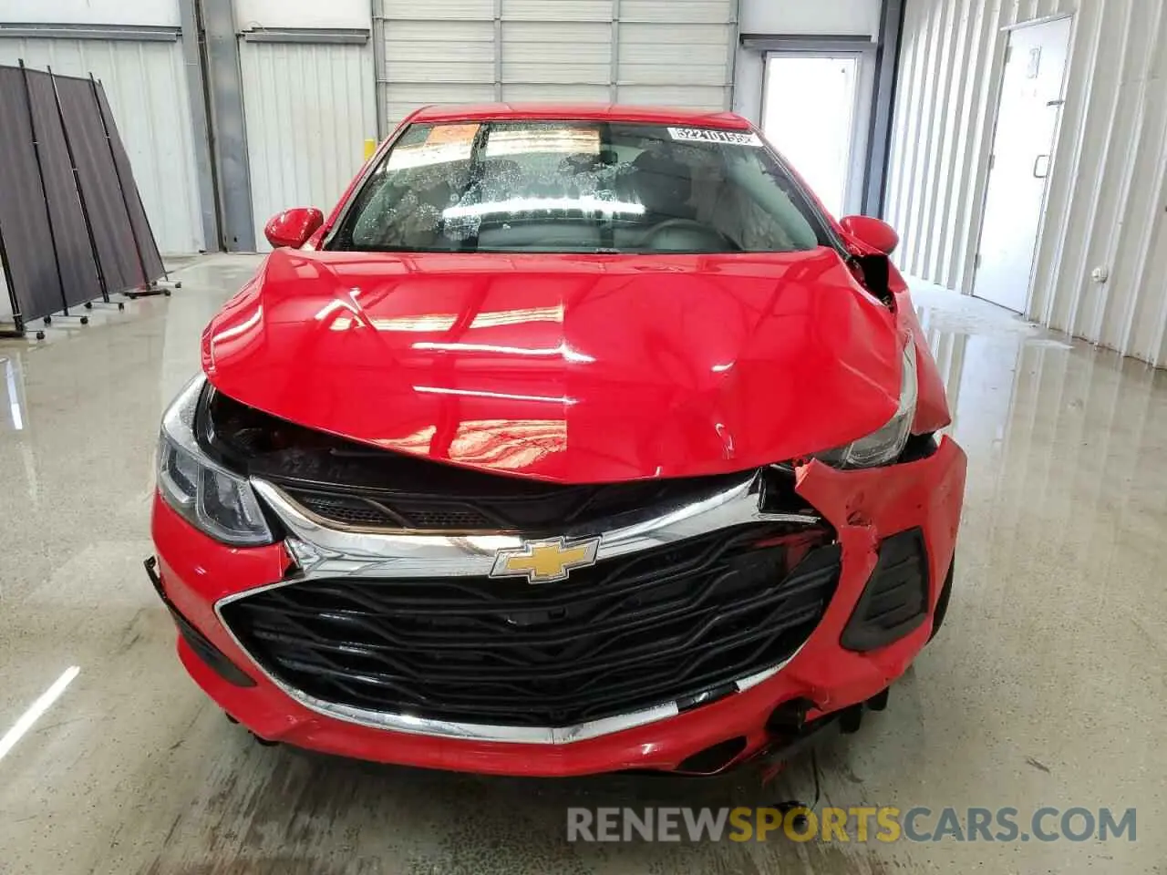 5 Photograph of a damaged car 1G1BC5SM8K7135789 CHEVROLET CRUZE 2019