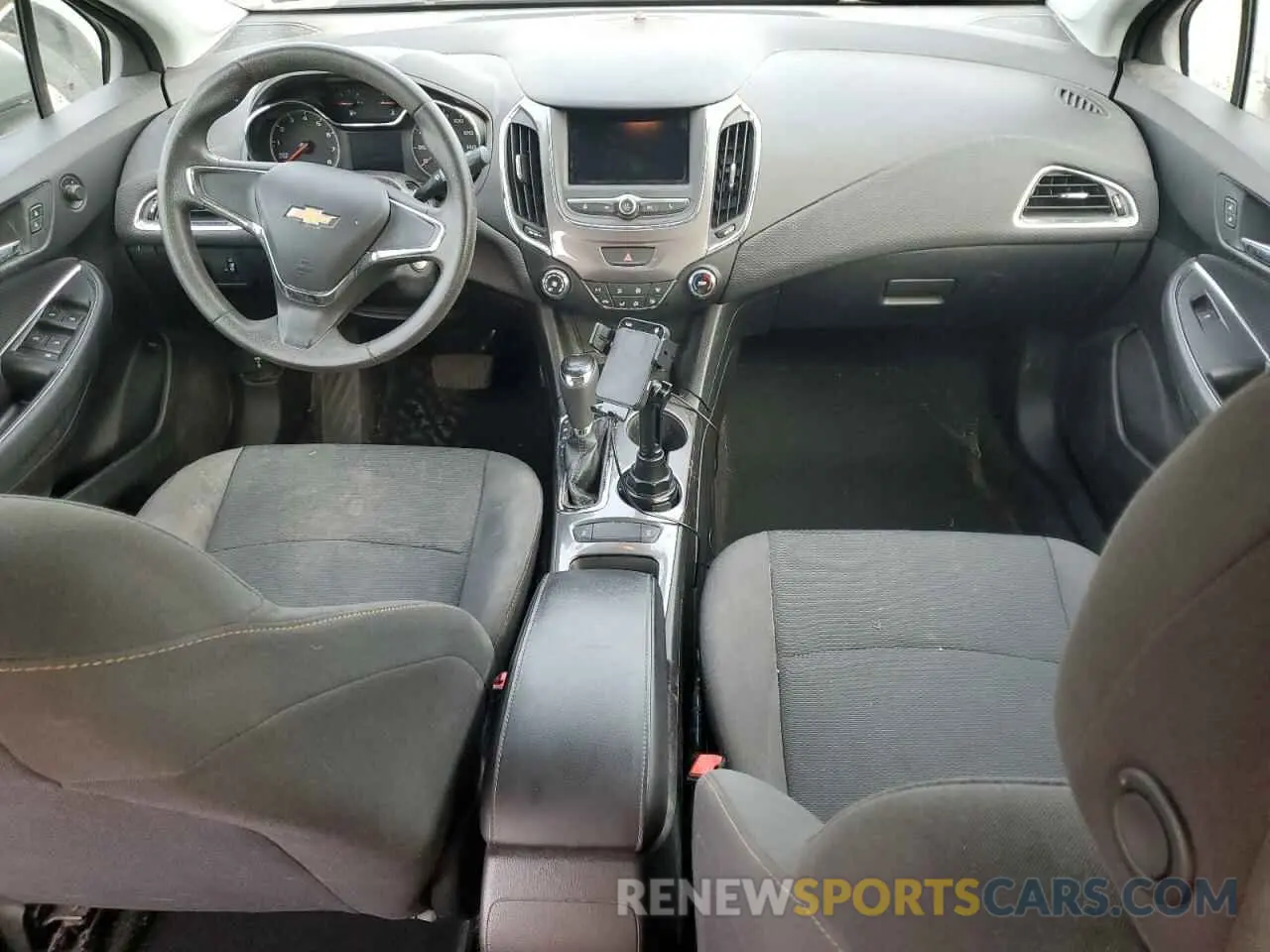 8 Photograph of a damaged car 1G1BC5SM9K7109539 CHEVROLET CRUZE 2019