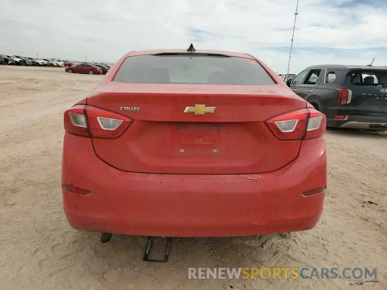 6 Фотография поврежденного автомобиля 1G1BC5SM9K7126633 CHEVROLET CRUZE 2019