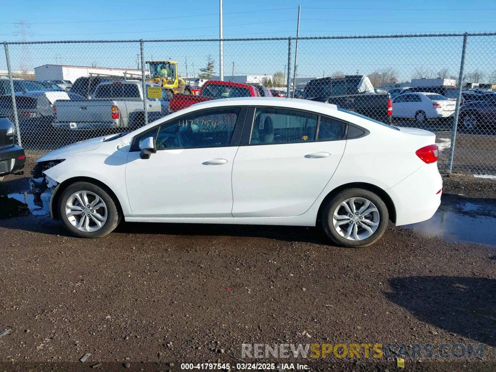 15 Photograph of a damaged car 1G1BC5SM9K7134778 CHEVROLET CRUZE 2019