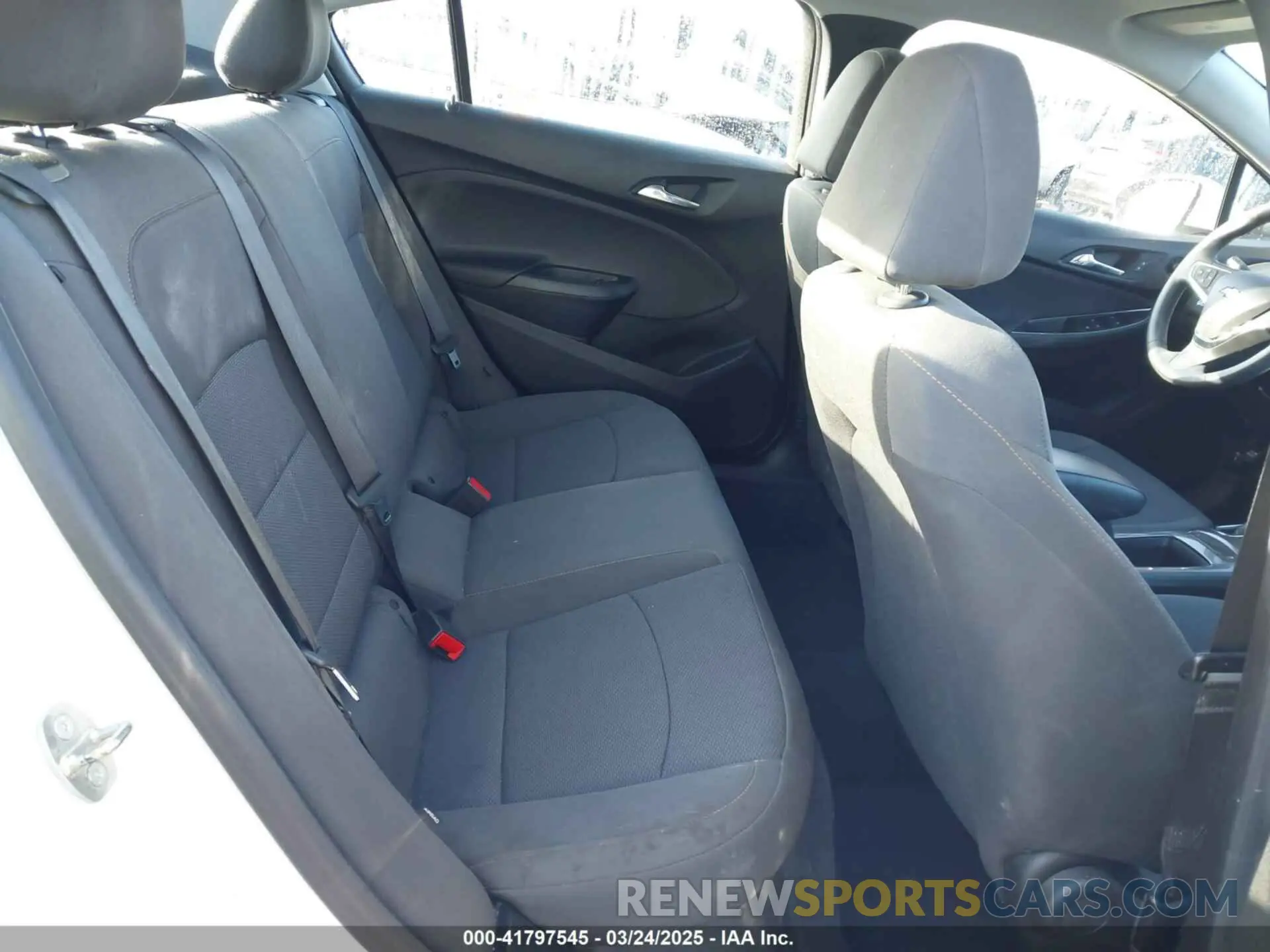 8 Photograph of a damaged car 1G1BC5SM9K7134778 CHEVROLET CRUZE 2019
