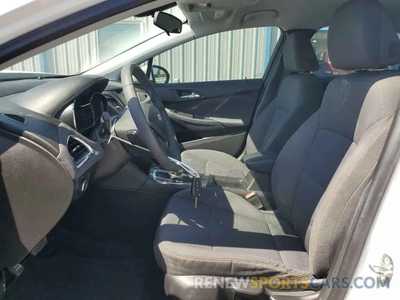 7 Photograph of a damaged car 1G1BC5SMXK7152772 CHEVROLET CRUZE 2019