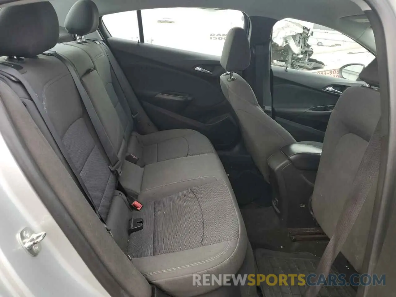 10 Photograph of a damaged car 1G1BE5SM0K7117359 CHEVROLET CRUZE 2019