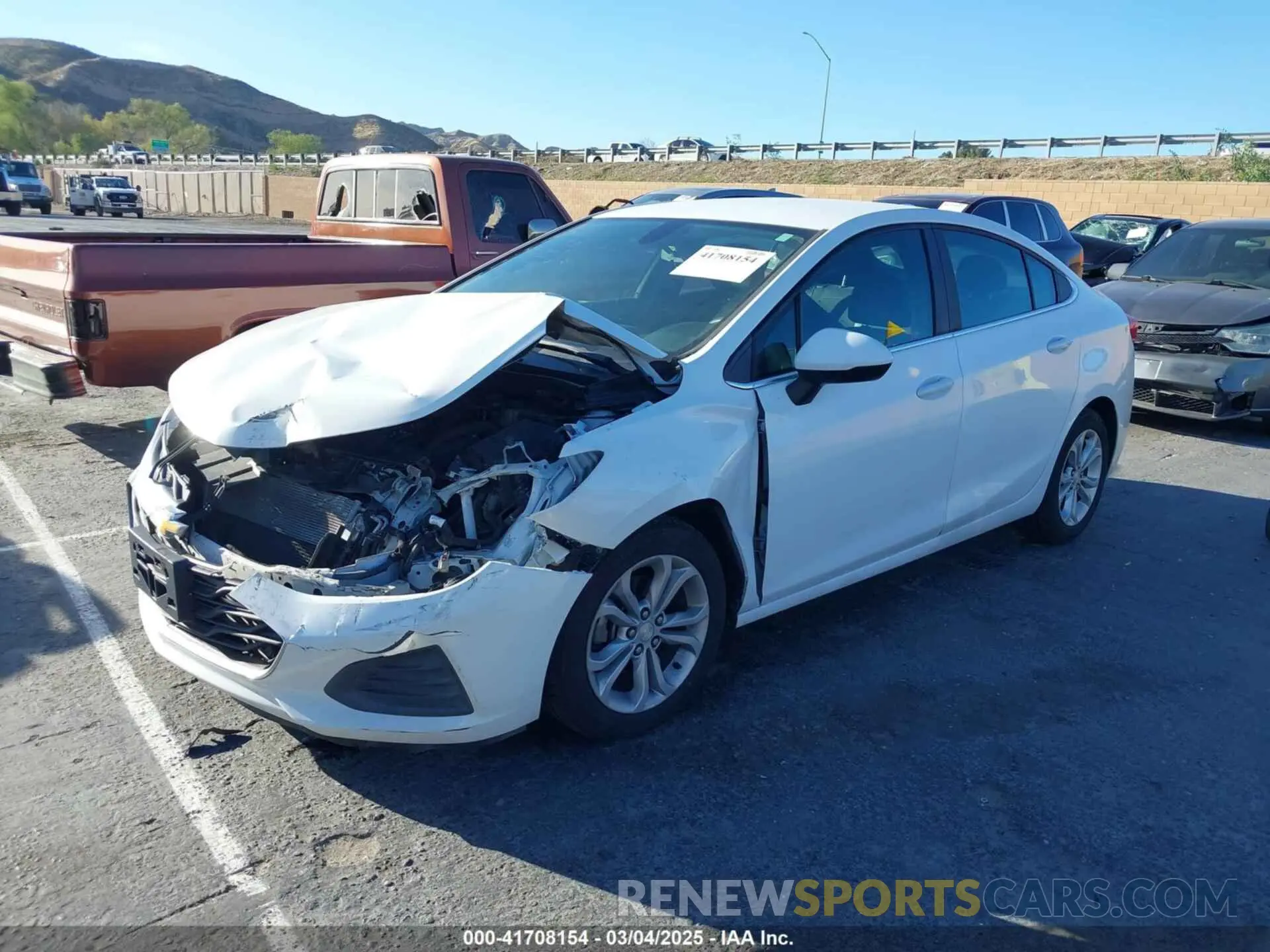 2 Photograph of a damaged car 1G1BE5SM0K7121251 CHEVROLET CRUZE 2019
