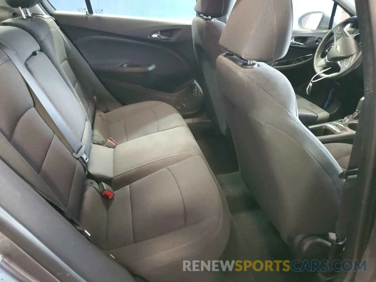 10 Photograph of a damaged car 1G1BE5SM1K7112591 CHEVROLET CRUZE 2019