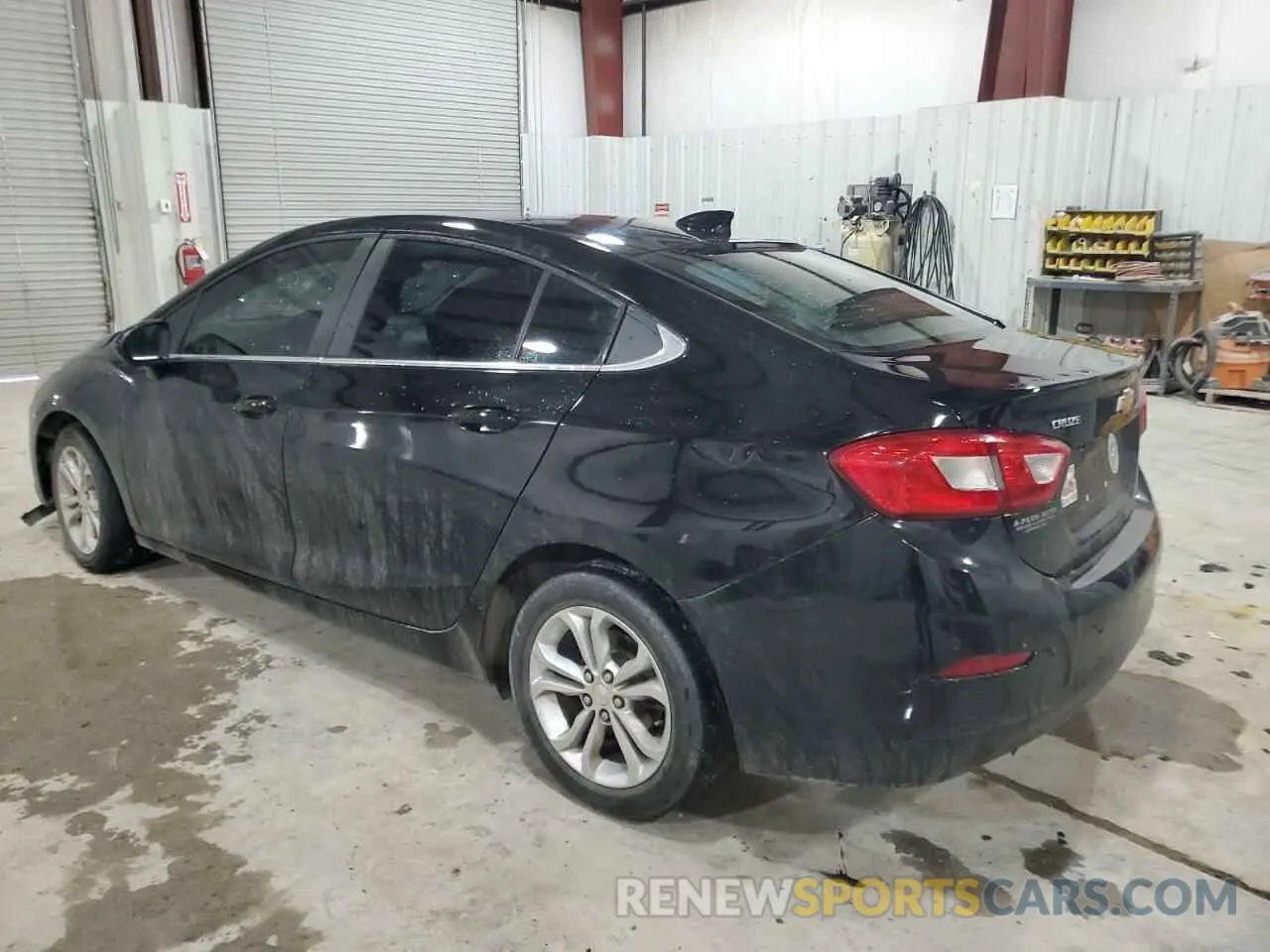 2 Photograph of a damaged car 1G1BE5SM1K7125633 CHEVROLET CRUZE 2019