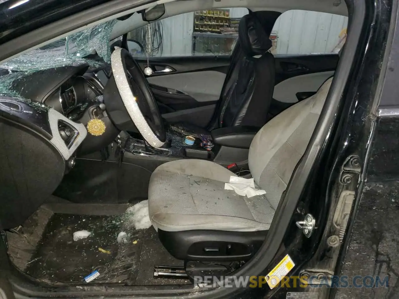 7 Photograph of a damaged car 1G1BE5SM1K7125633 CHEVROLET CRUZE 2019