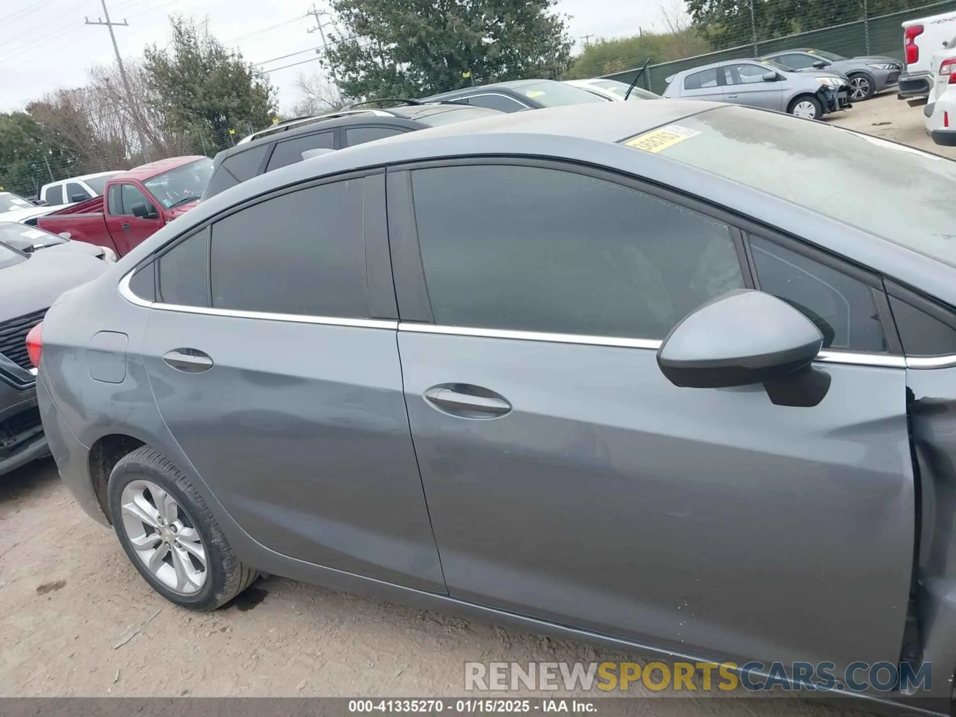 13 Photograph of a damaged car 1G1BE5SM1K7127608 CHEVROLET CRUZE 2019