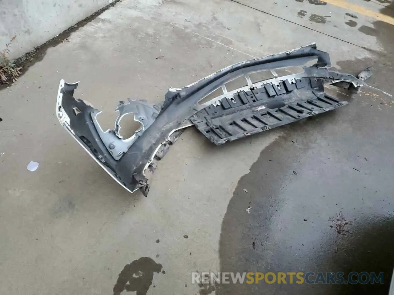 12 Photograph of a damaged car 1G1BE5SM1K7140472 CHEVROLET CRUZE 2019