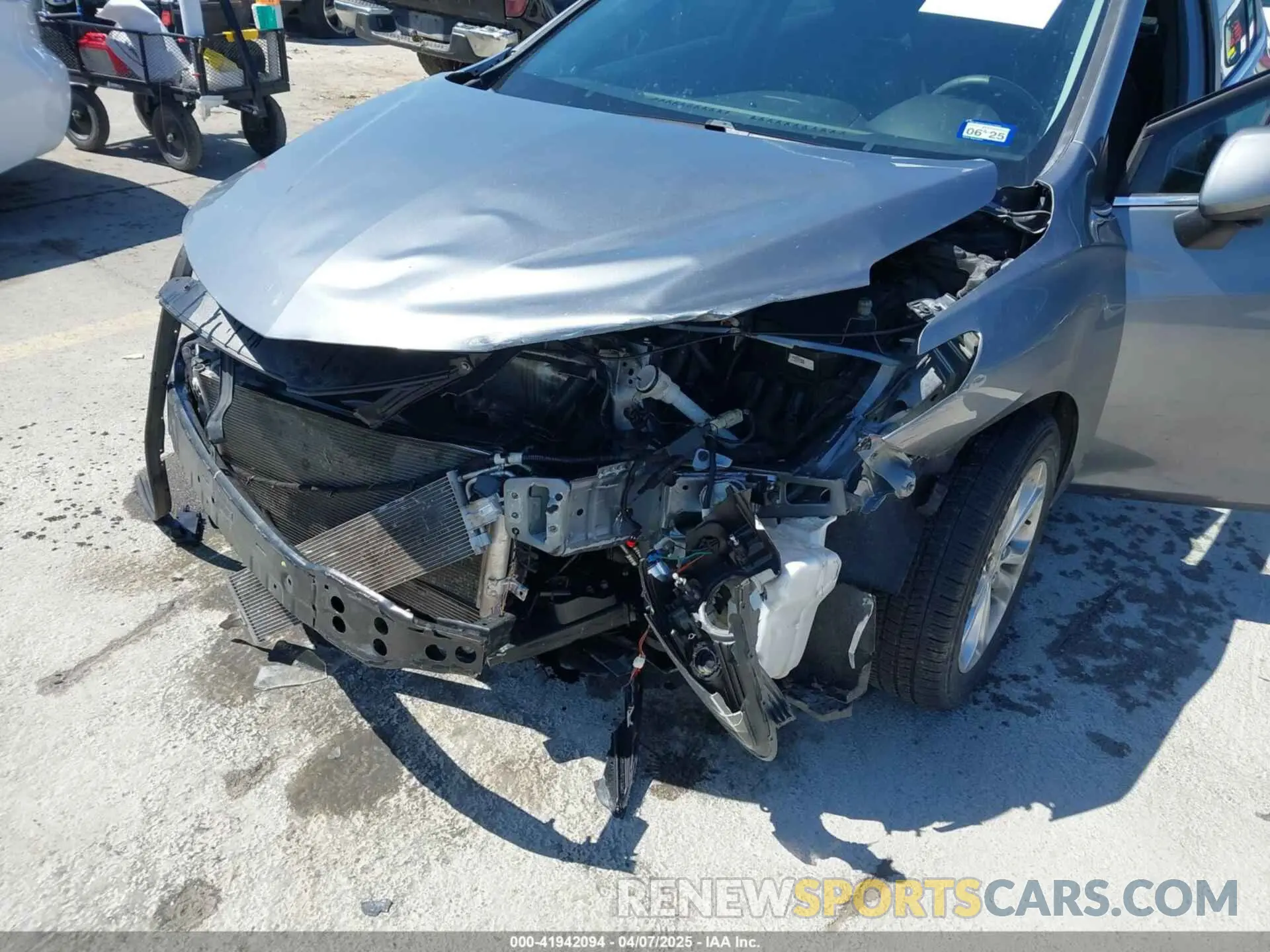 18 Photograph of a damaged car 1G1BE5SM2K7119159 CHEVROLET CRUZE 2019