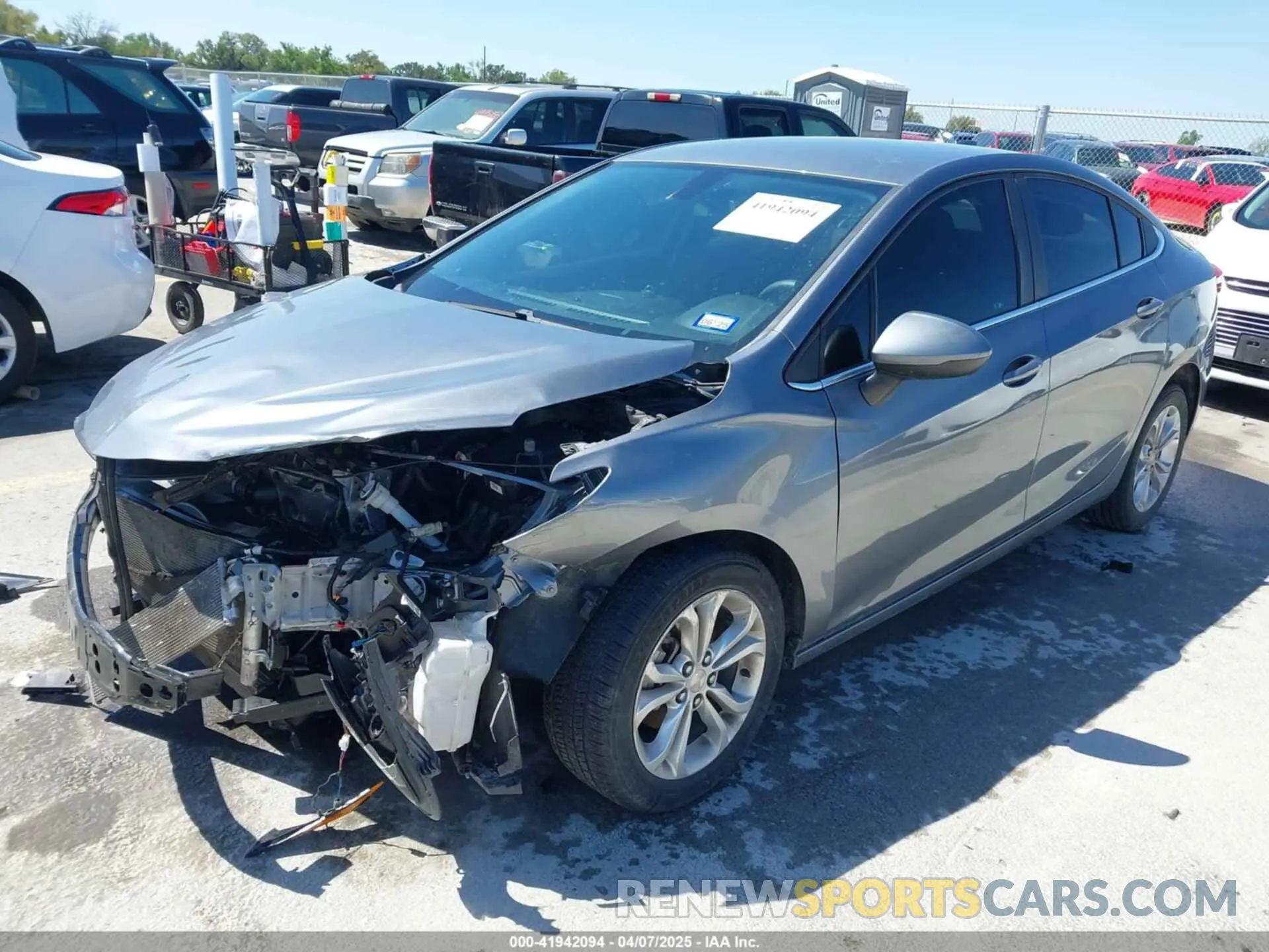 2 Photograph of a damaged car 1G1BE5SM2K7119159 CHEVROLET CRUZE 2019