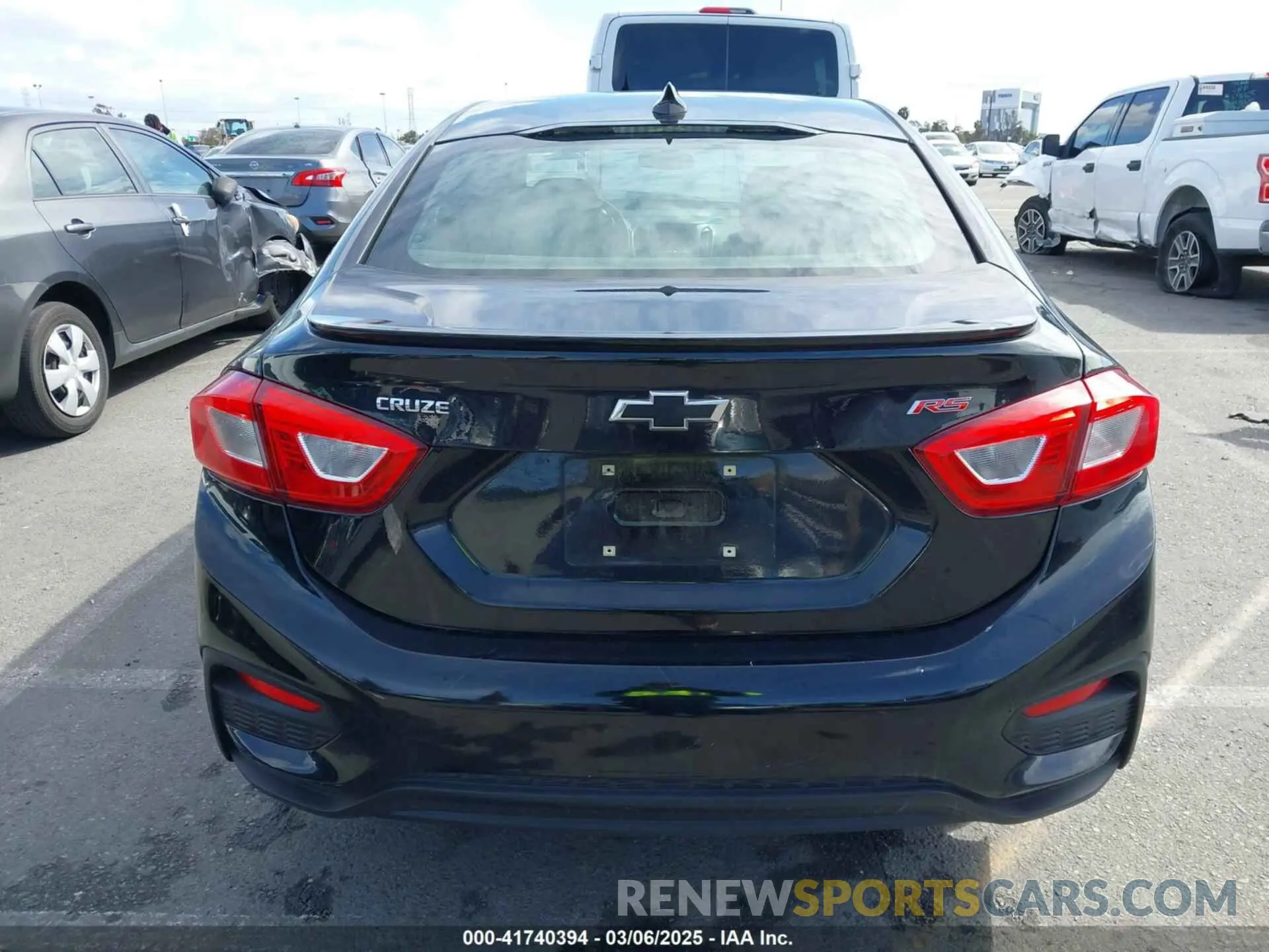 17 Photograph of a damaged car 1G1BE5SM2K7119985 CHEVROLET CRUZE 2019