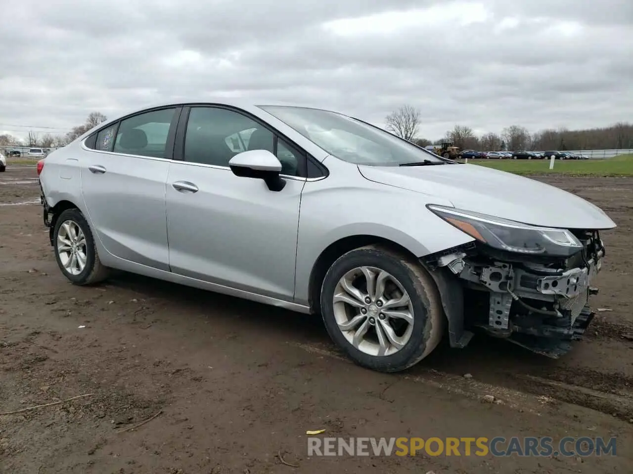 4 Photograph of a damaged car 1G1BE5SM3K7114116 CHEVROLET CRUZE 2019