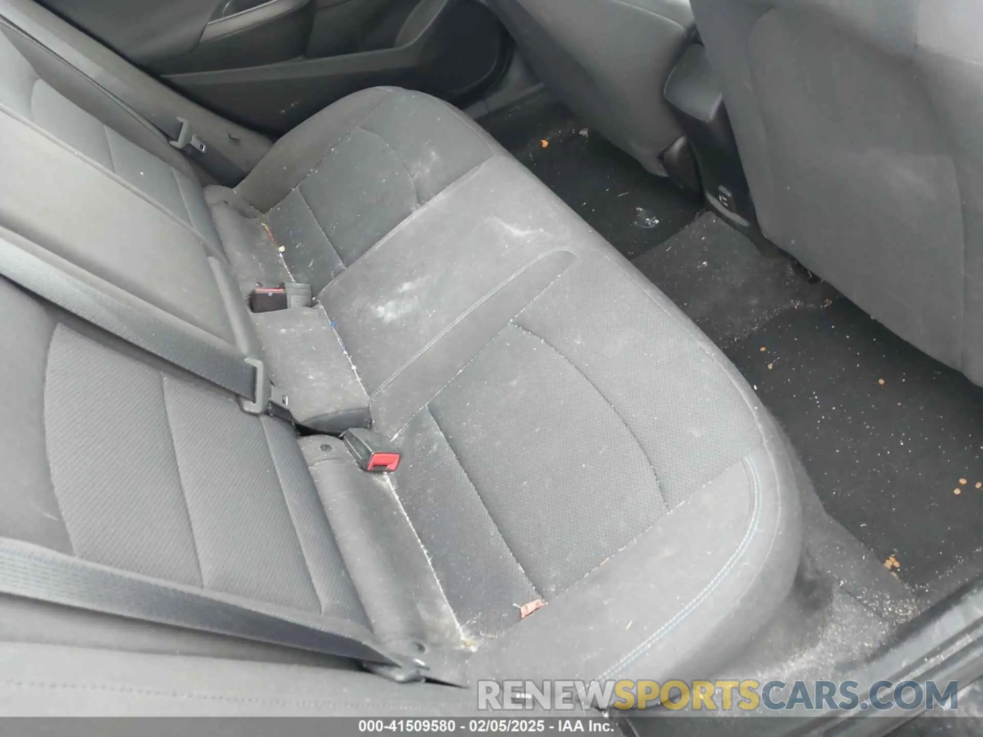 8 Photograph of a damaged car 1G1BE5SM3K7116111 CHEVROLET CRUZE 2019