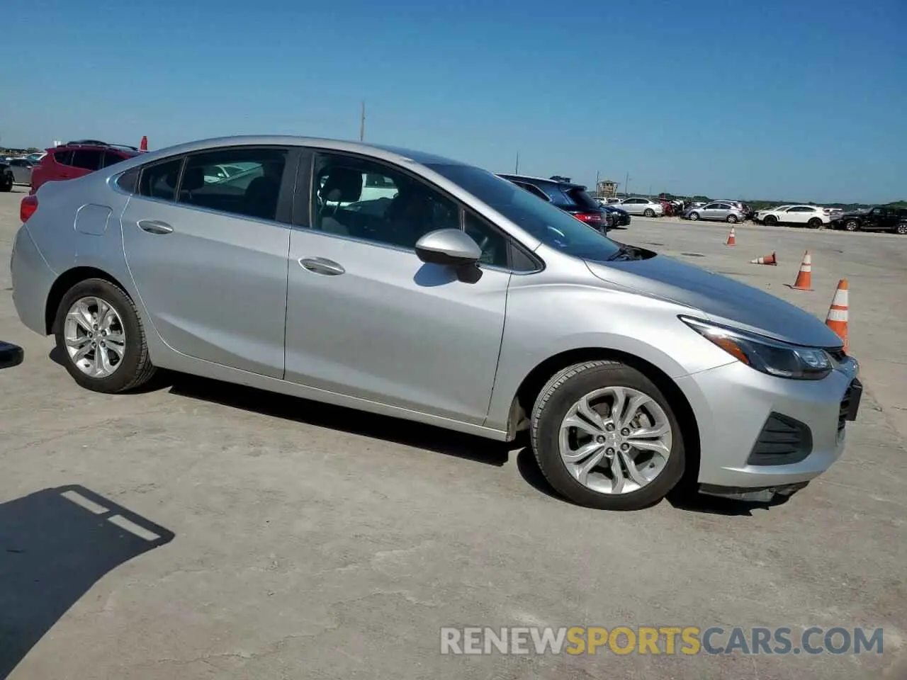 4 Photograph of a damaged car 1G1BE5SM3K7116786 CHEVROLET CRUZE 2019