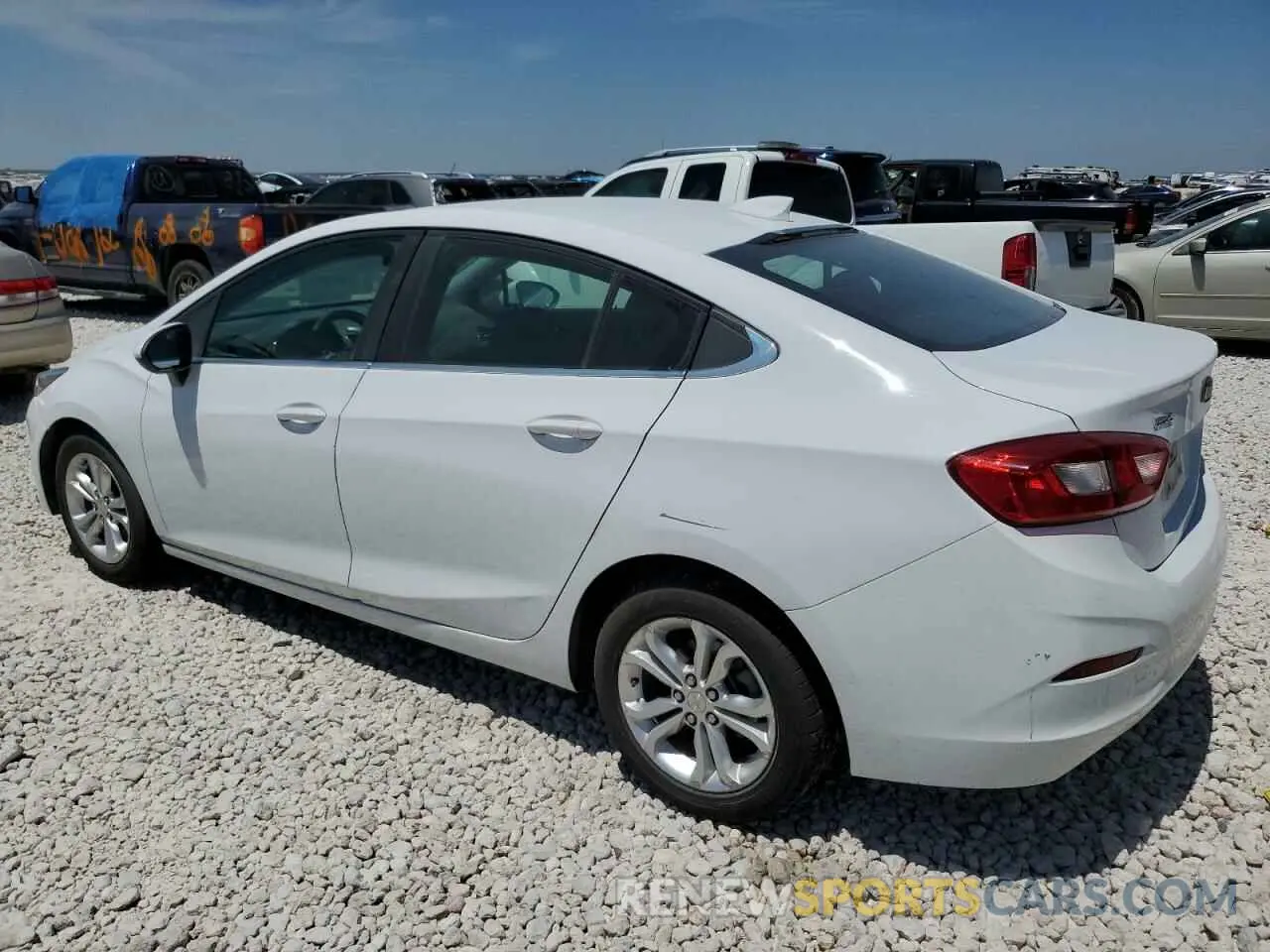 2 Photograph of a damaged car 1G1BE5SM4K7112357 CHEVROLET CRUZE 2019