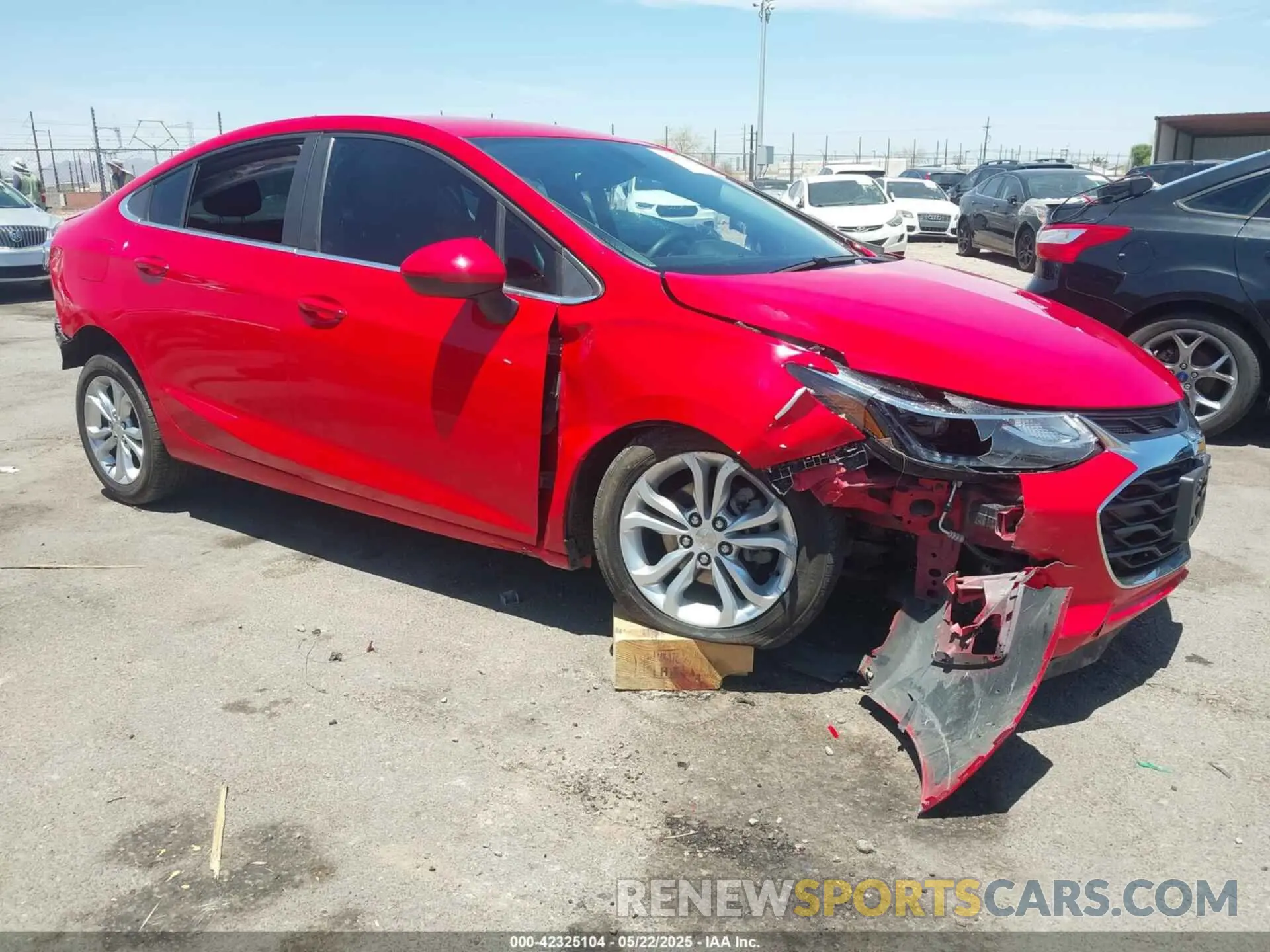 1 Photograph of a damaged car 1G1BE5SM4K7122306 CHEVROLET CRUZE 2019