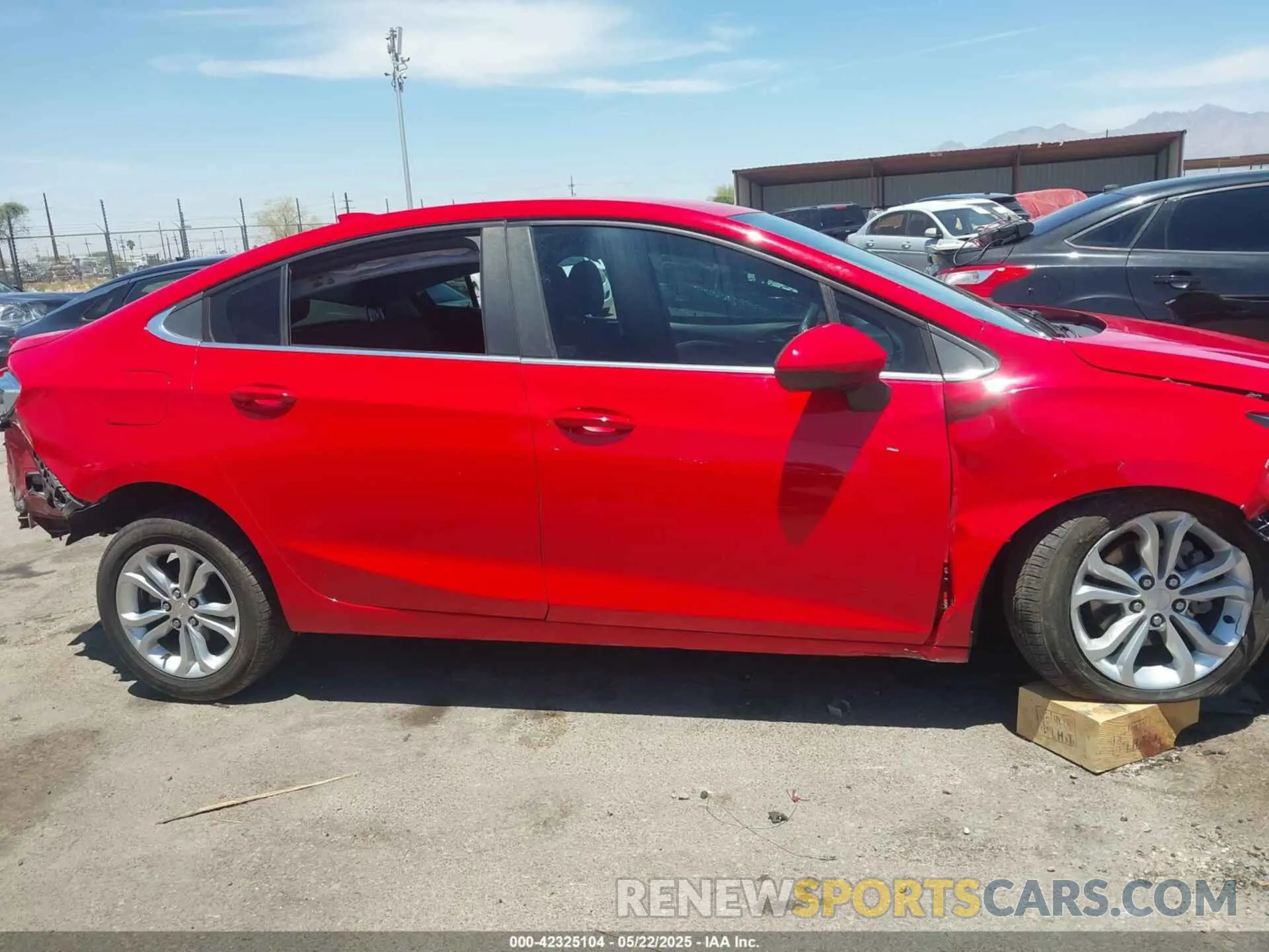 14 Photograph of a damaged car 1G1BE5SM4K7122306 CHEVROLET CRUZE 2019