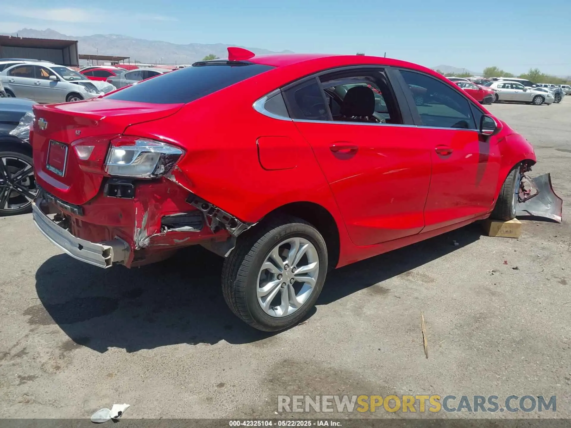 4 Photograph of a damaged car 1G1BE5SM4K7122306 CHEVROLET CRUZE 2019
