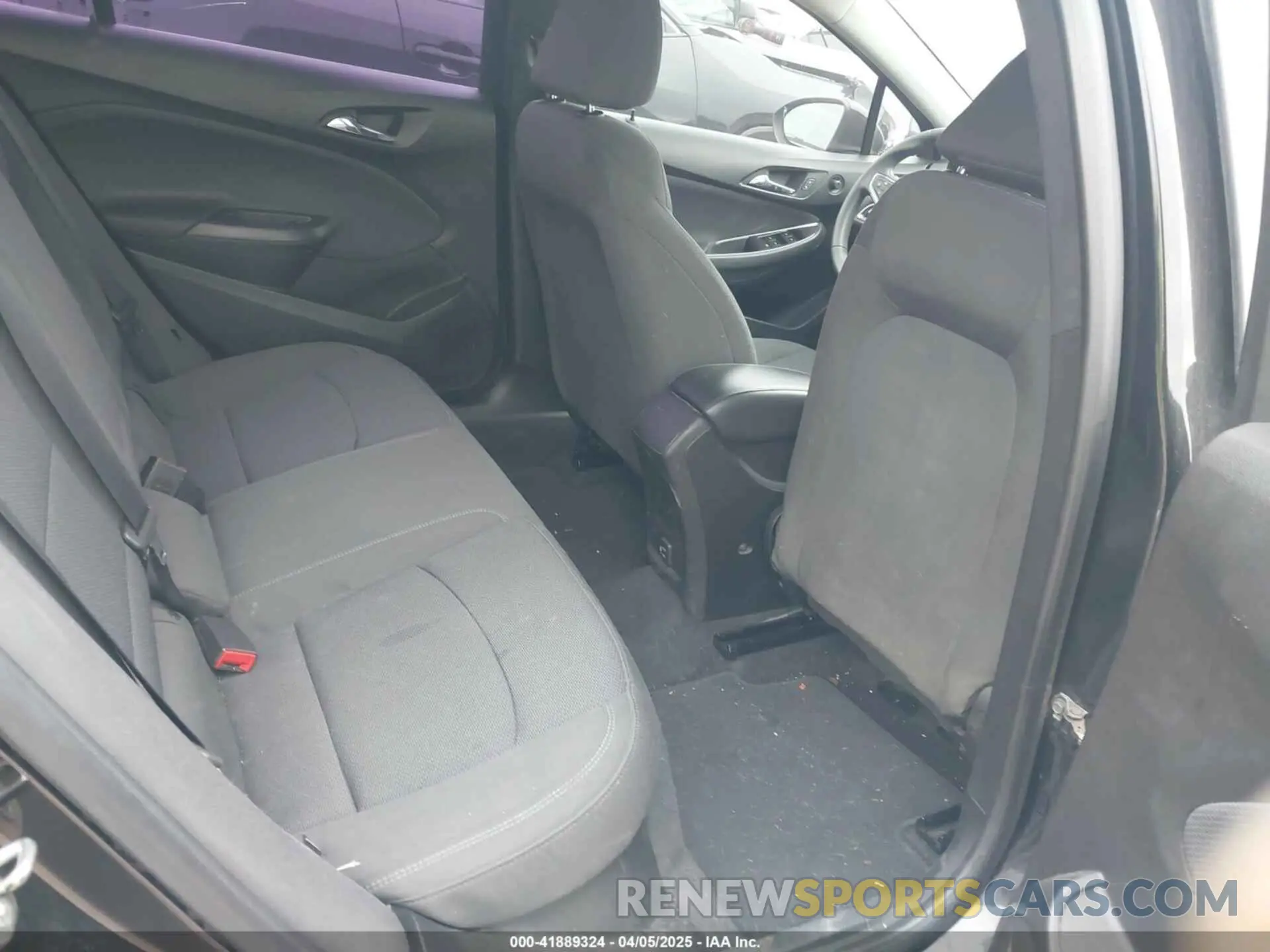 8 Photograph of a damaged car 1G1BE5SM5K7103005 CHEVROLET CRUZE 2019
