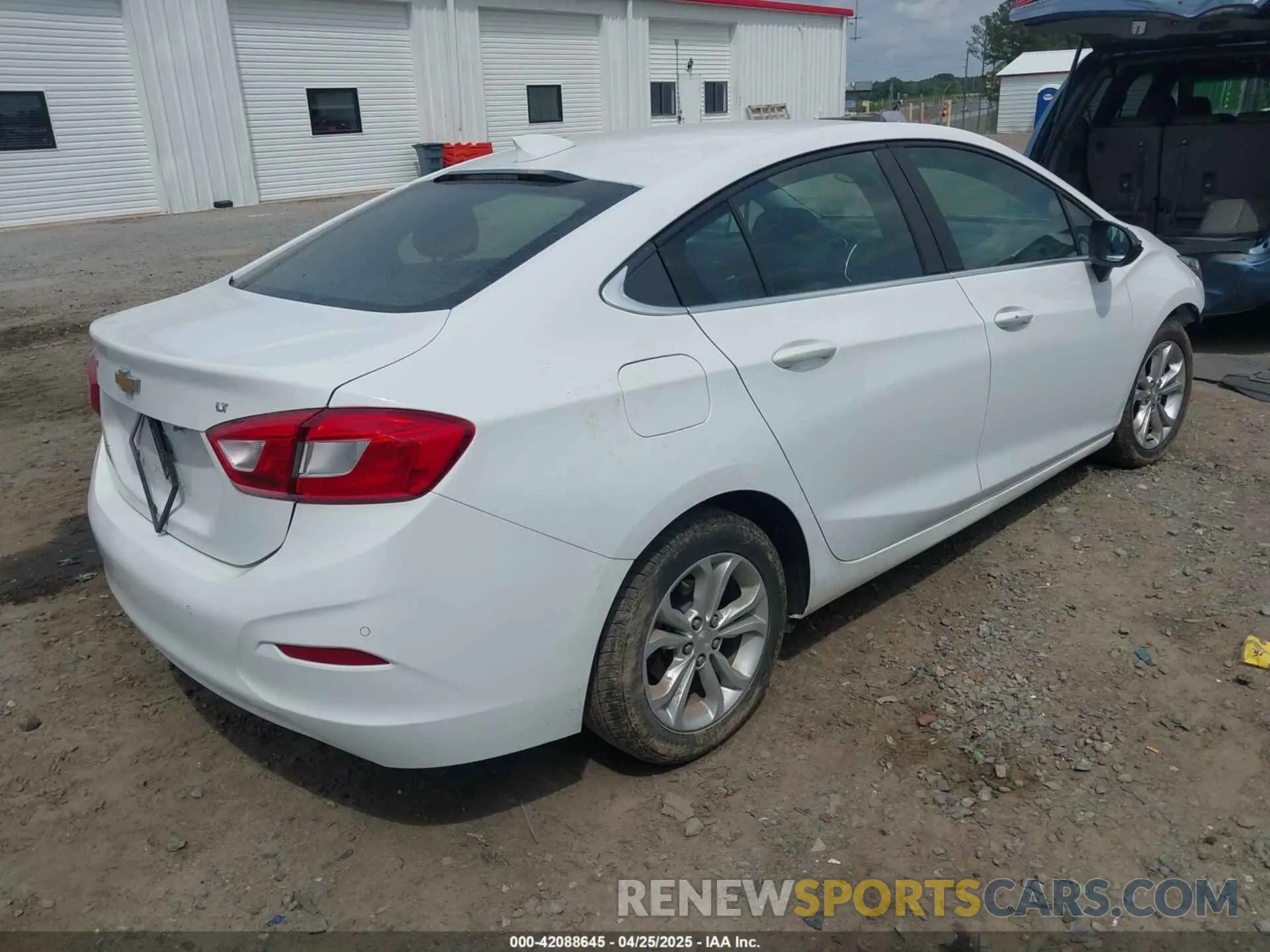 4 Photograph of a damaged car 1G1BE5SM5K7114313 CHEVROLET CRUZE 2019