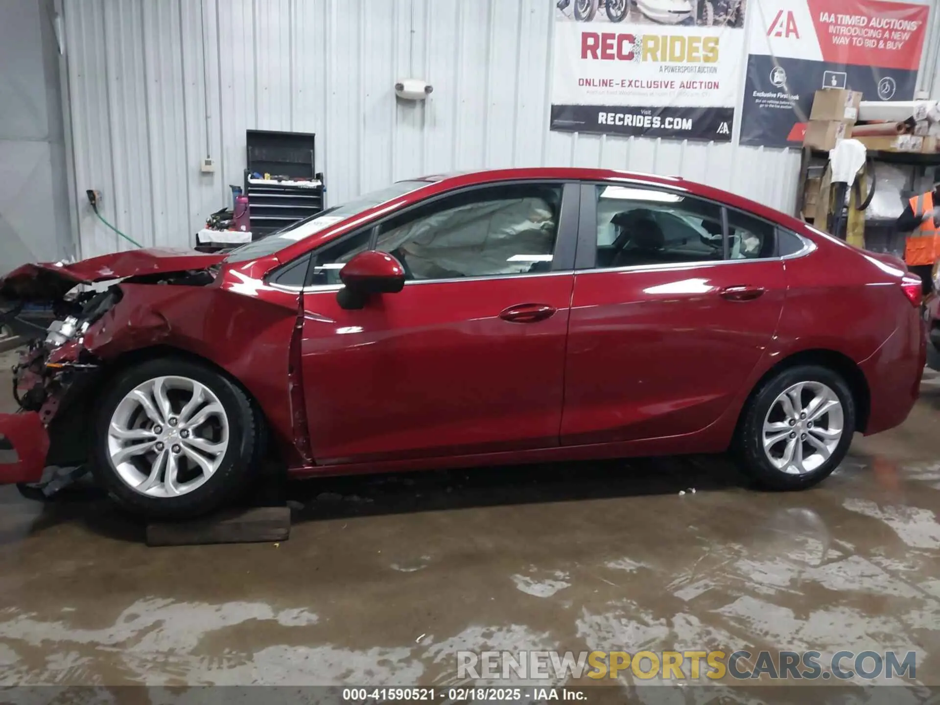 13 Photograph of a damaged car 1G1BE5SM6K7103756 CHEVROLET CRUZE 2019