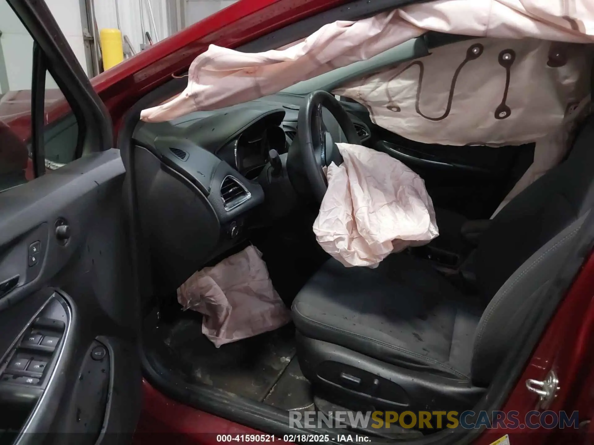 5 Photograph of a damaged car 1G1BE5SM6K7103756 CHEVROLET CRUZE 2019