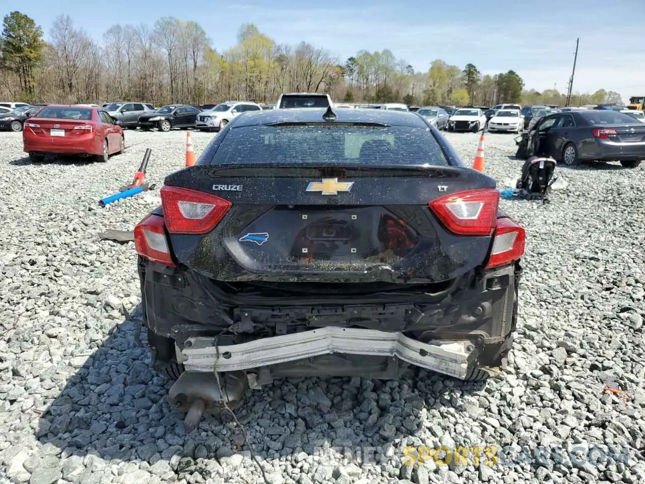 6 Photograph of a damaged car 1G1BE5SM6K7112652 CHEVROLET CRUZE 2019