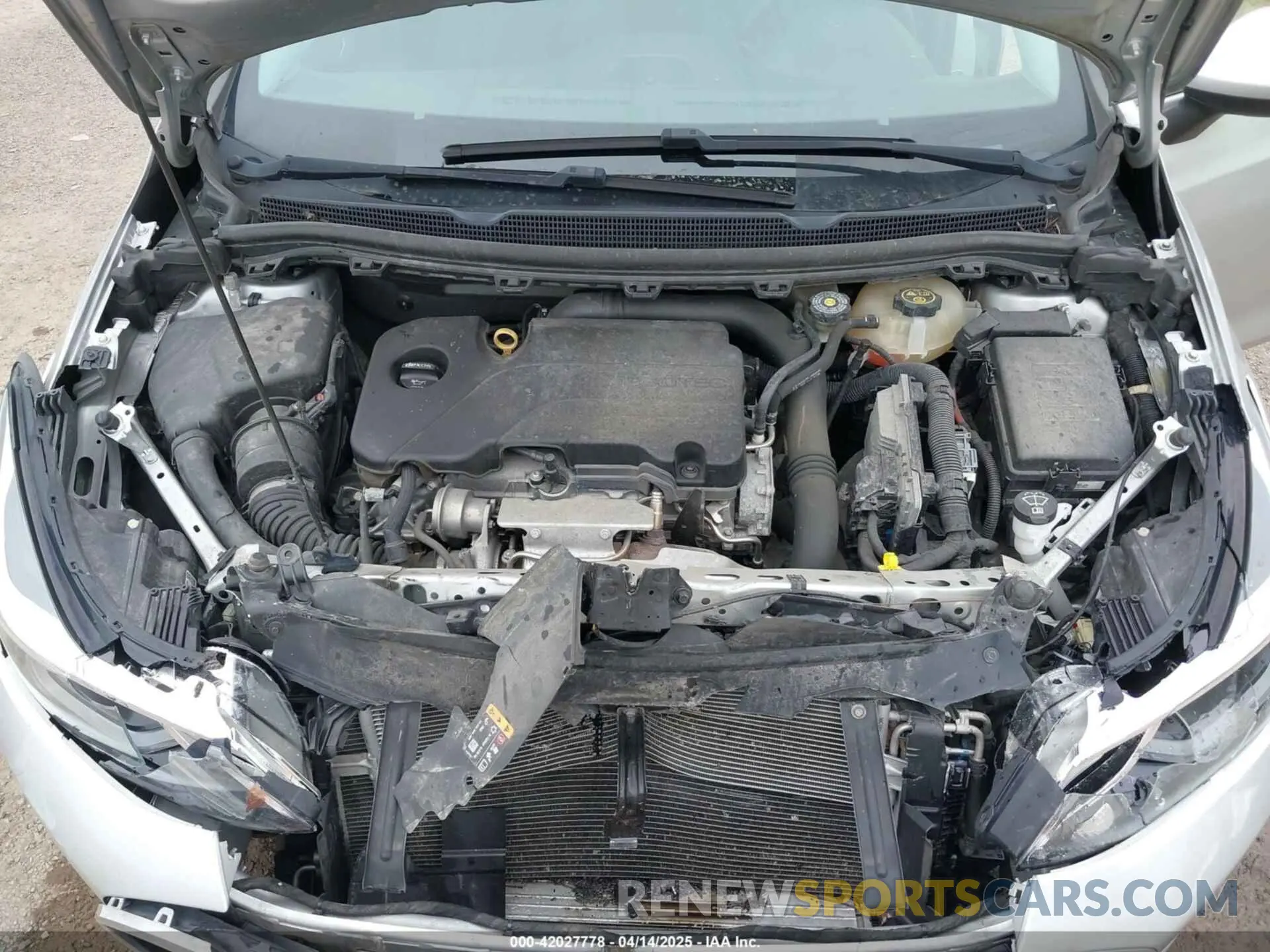10 Photograph of a damaged car 1G1BE5SM7K7104382 CHEVROLET CRUZE 2019