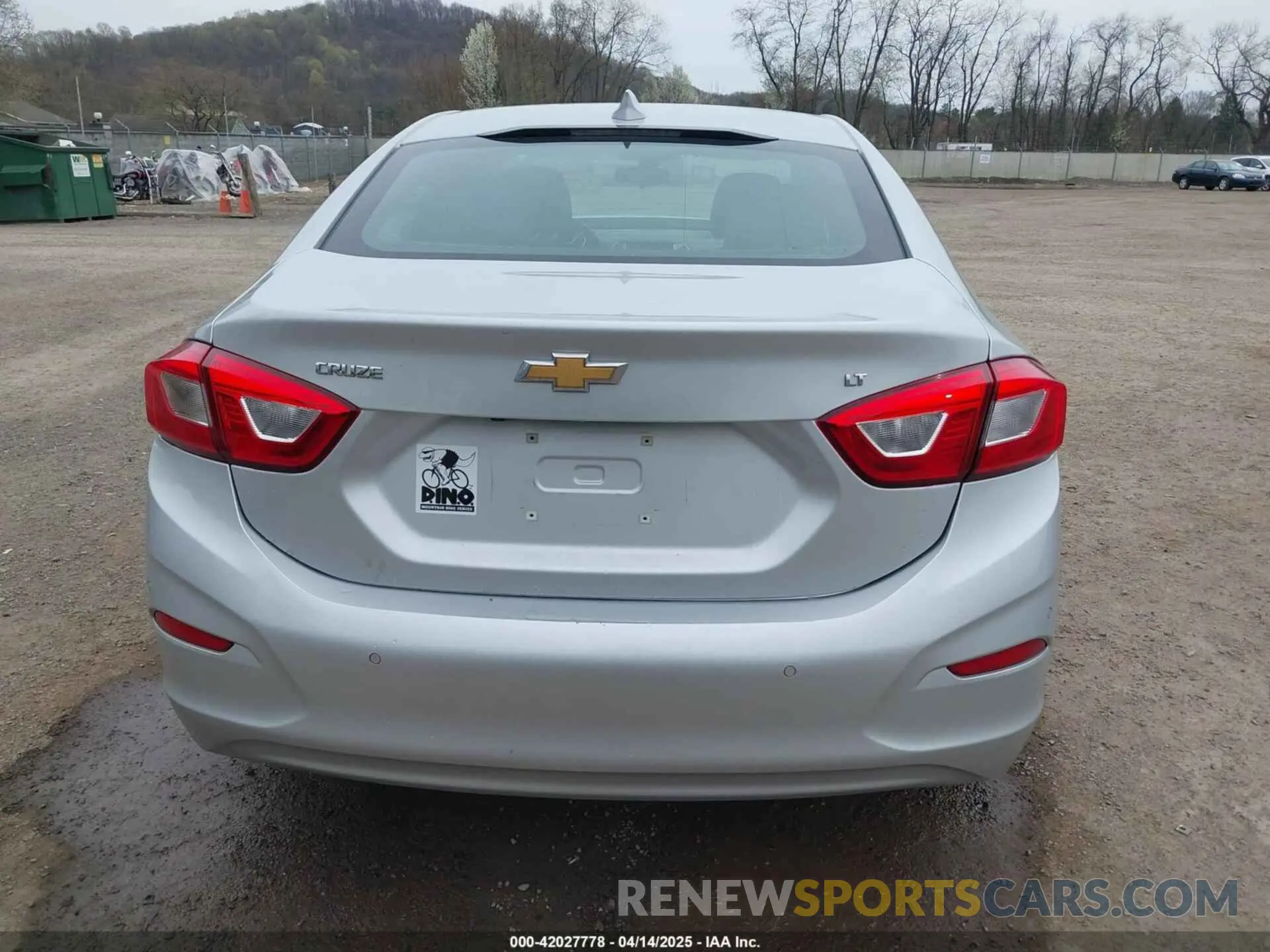 16 Photograph of a damaged car 1G1BE5SM7K7104382 CHEVROLET CRUZE 2019