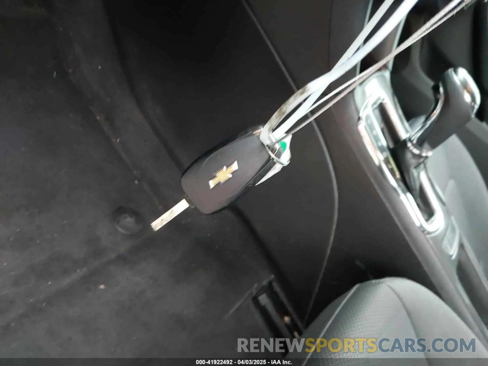 11 Photograph of a damaged car 1G1BE5SM7K7107704 CHEVROLET CRUZE 2019